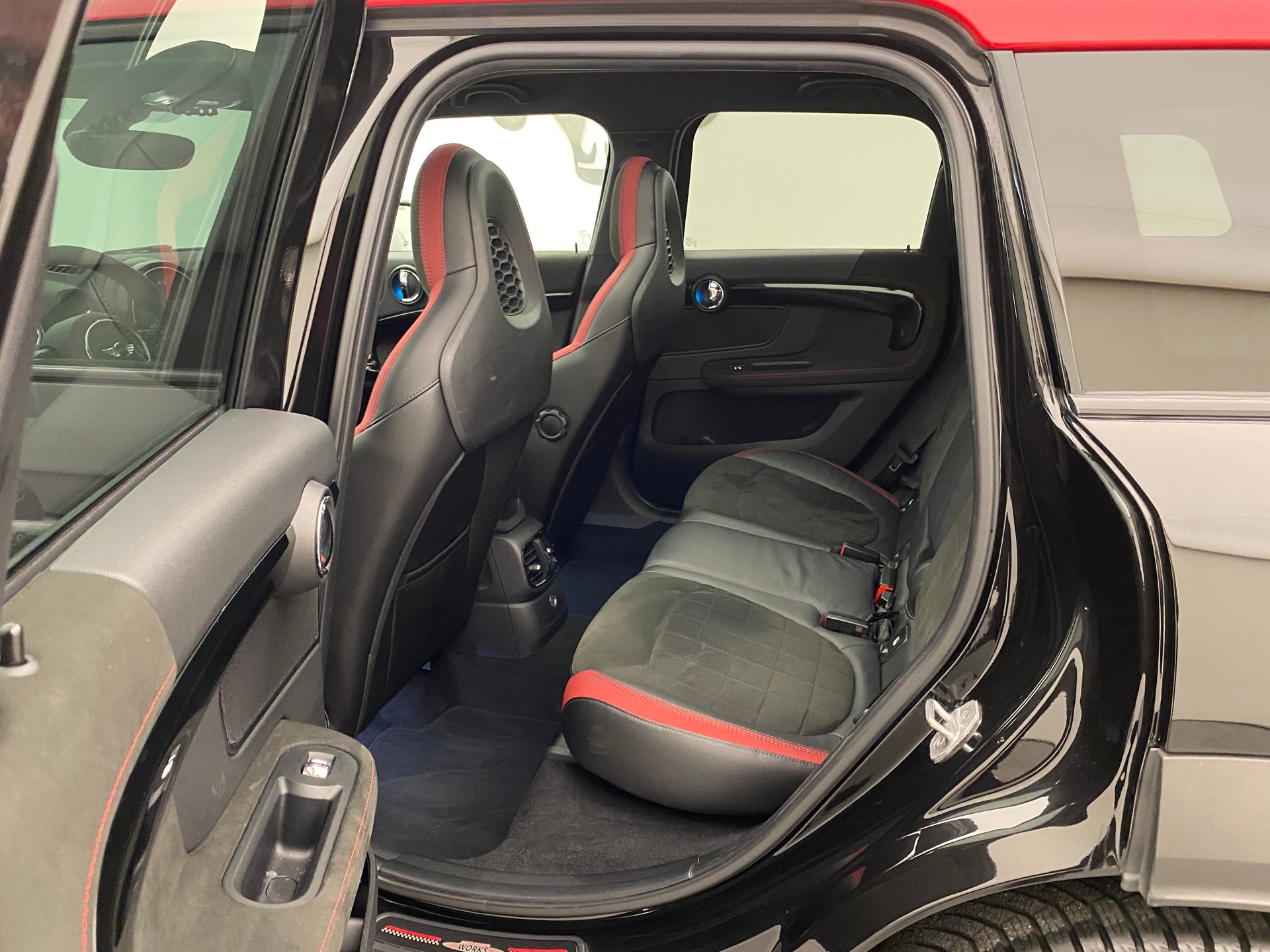 MINI Countryman 2.0 John Cooper Works ALL4 Steptronic-image-14