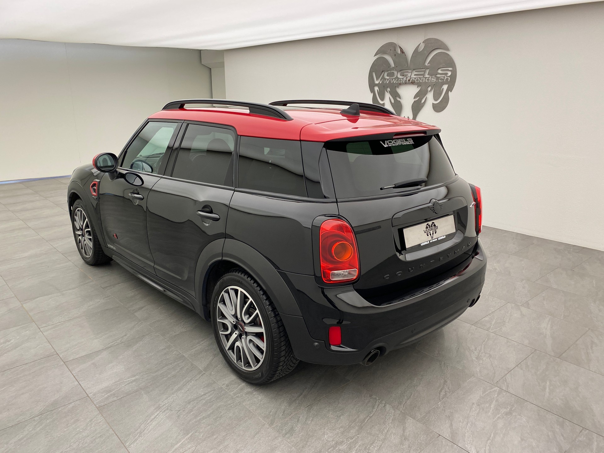 MINI Countryman 2.0 John Cooper Works ALL4 Steptronic-image-5
