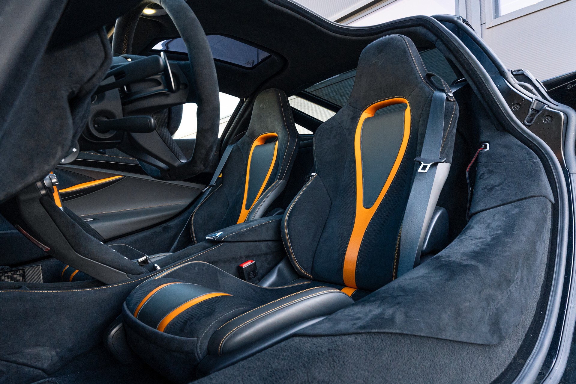 McLAREN 720S Performance-image-11