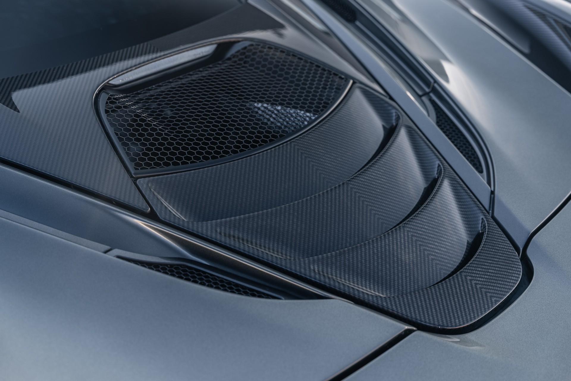 McLAREN 720S Performance-image-4