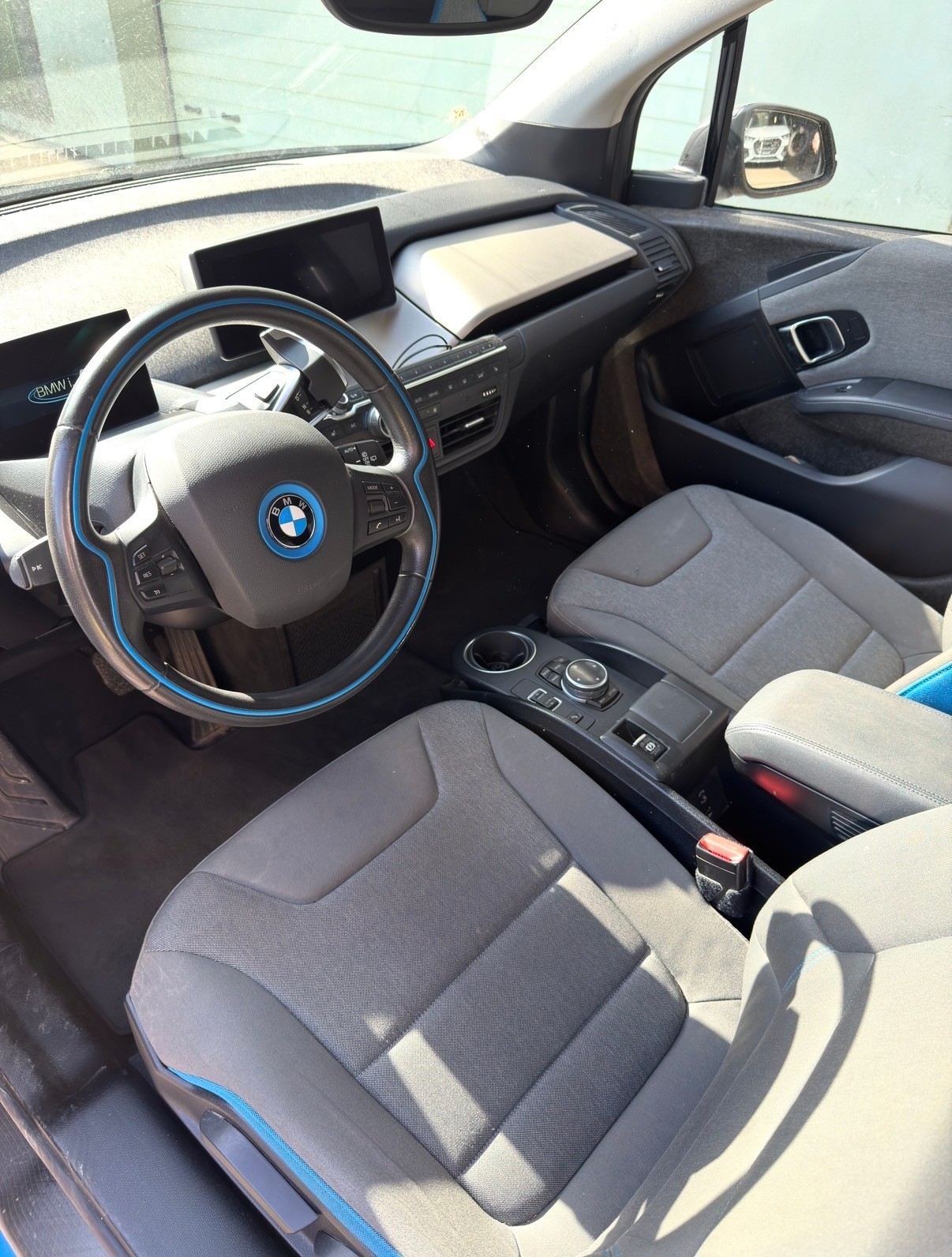 BMW i3 (60Ah)-image-4