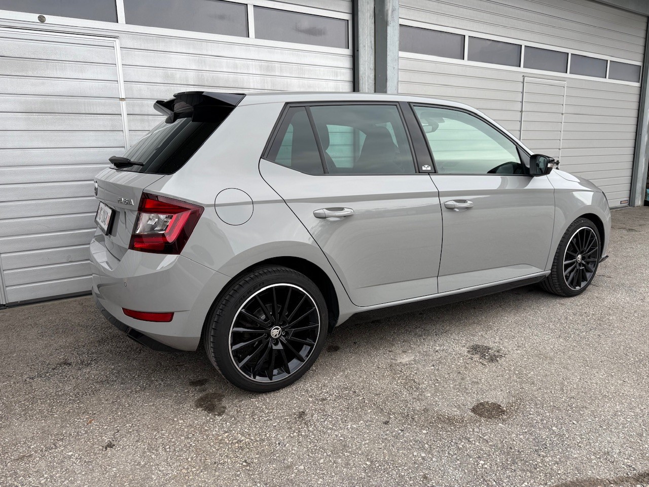 SKODA Fabia 1.0 TSI Monte Carlo DSG-image-4