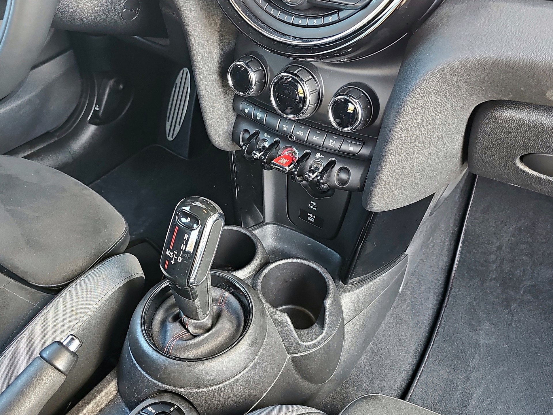MINI Cooper John Cooper Works GP 3 Steptronic-image-23