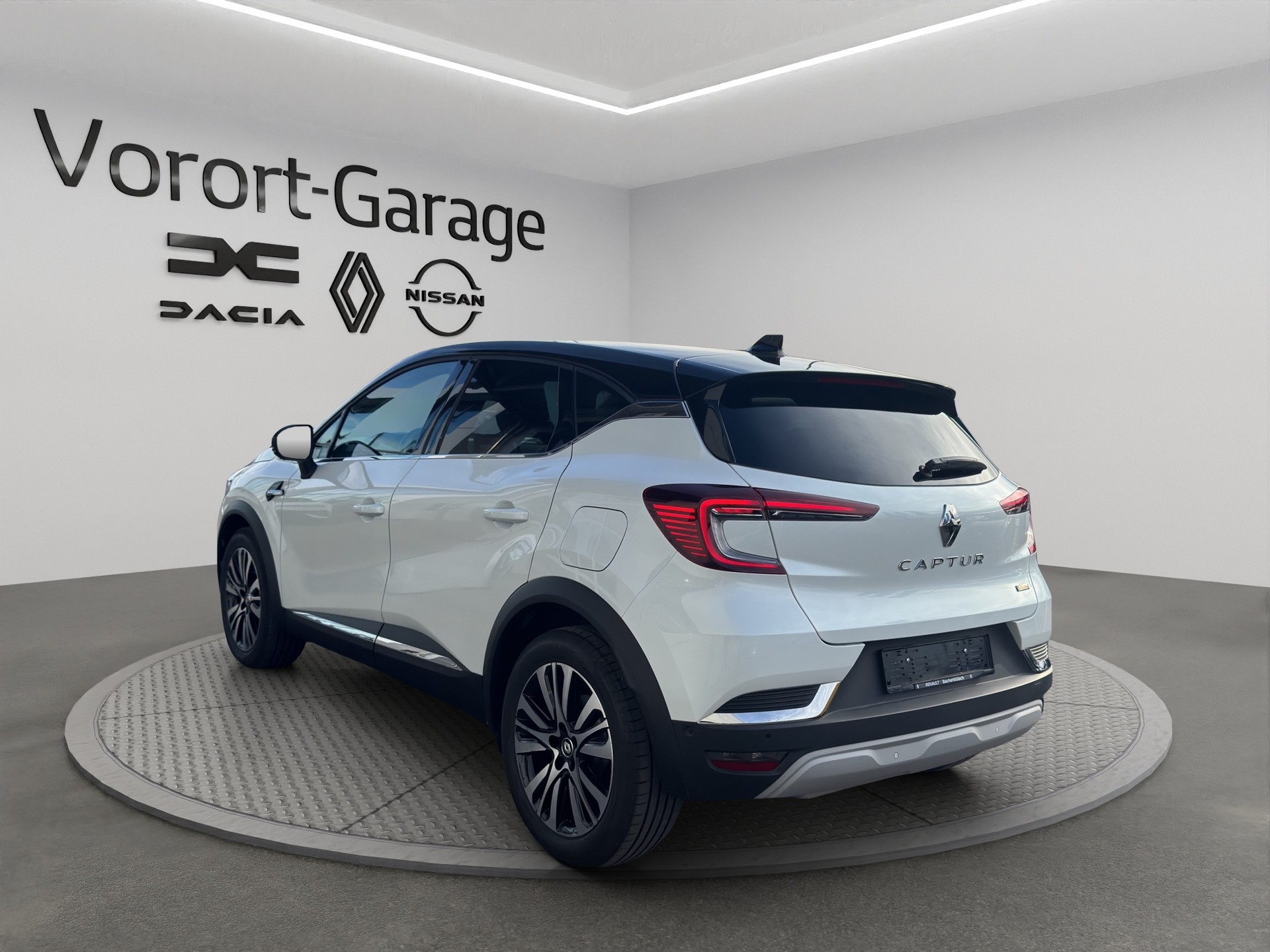 RENAULT Captur 1.6 E-Tech 160 Iconic DHT-image-6