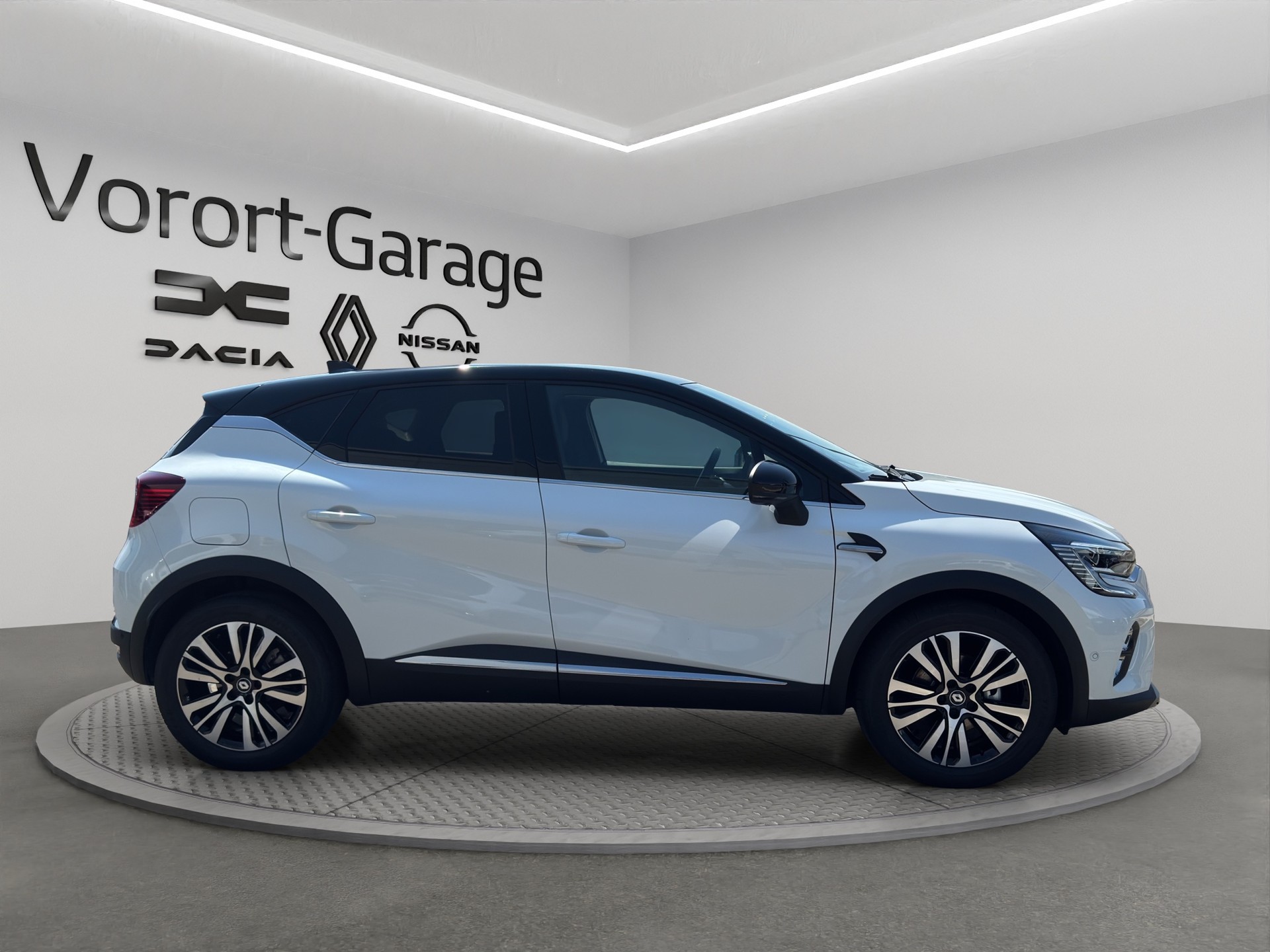RENAULT Captur 1.6 E-Tech 160 Iconic DHT-image-3