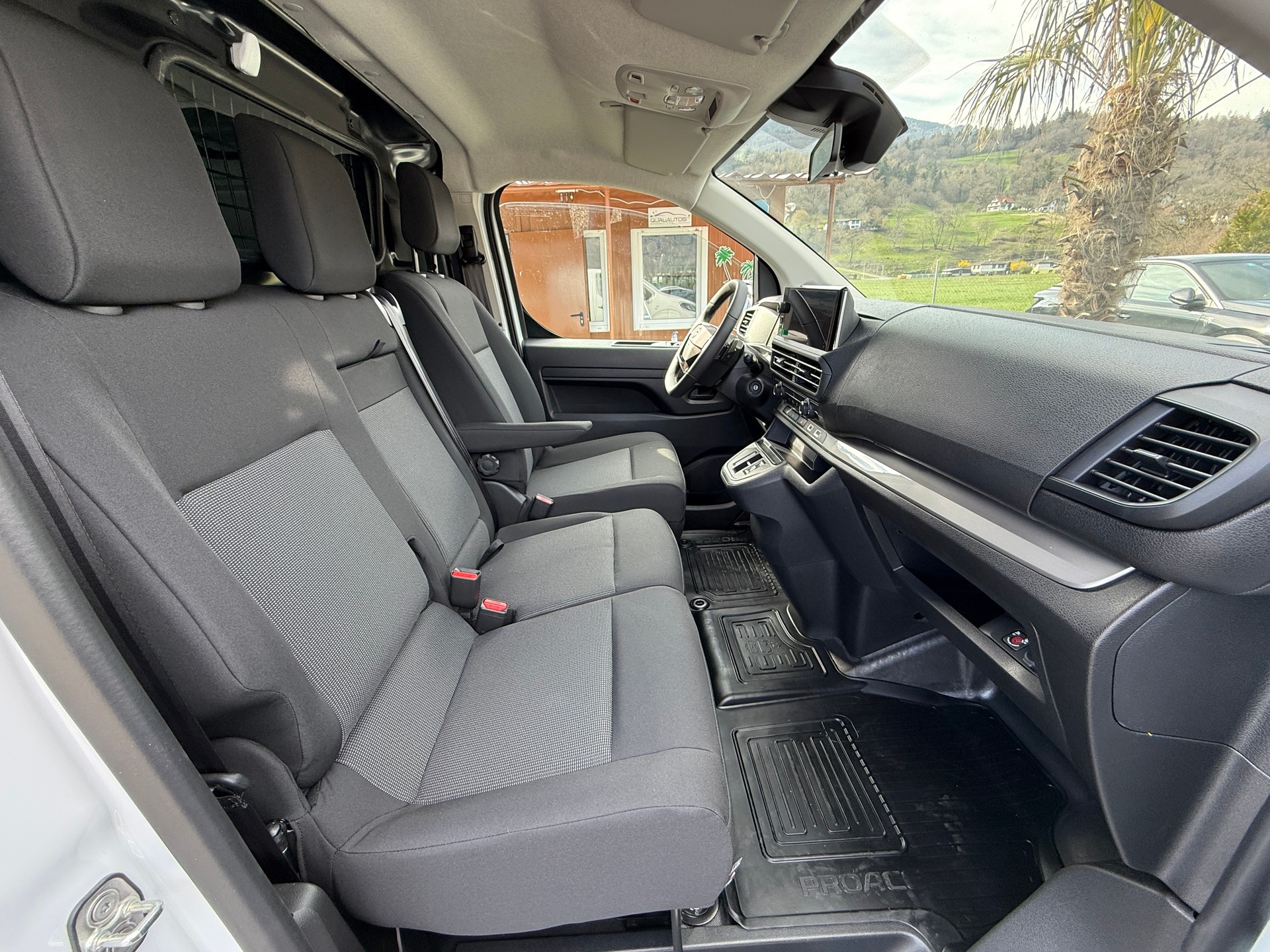 TOYOTA Proace EV 75kWh✅ Medium L1 Activ✅Adaptiver Tempomat✅-image-5