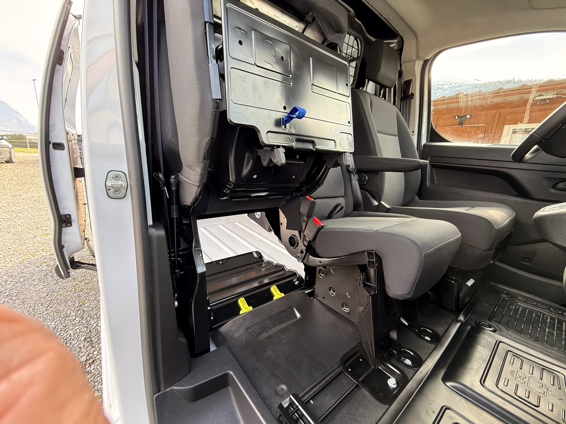 TOYOTA Proace EV 75kWh✅ Medium L1 Activ✅Adaptiver Tempomat✅-image-15