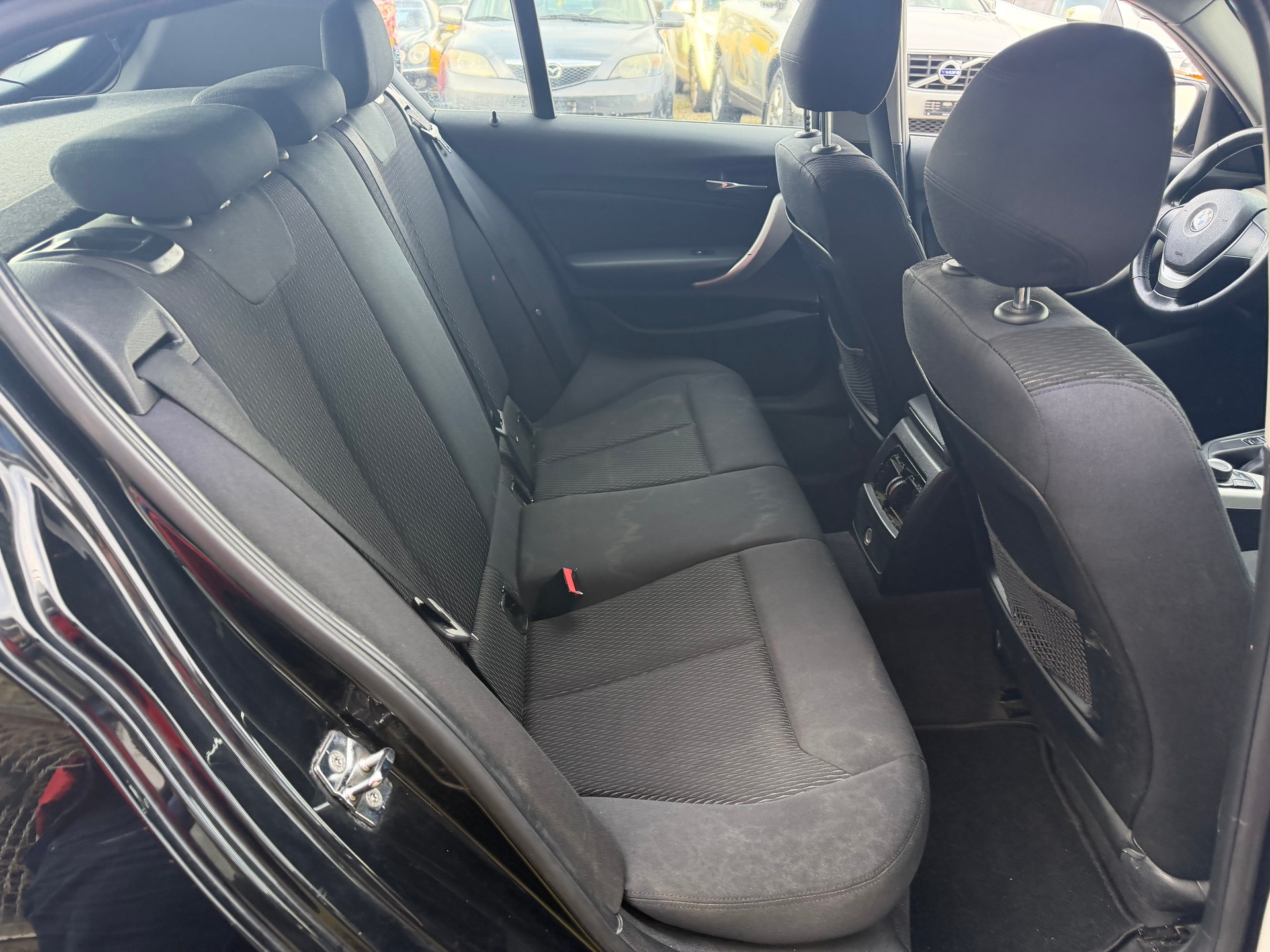 BMW 116i-image-6