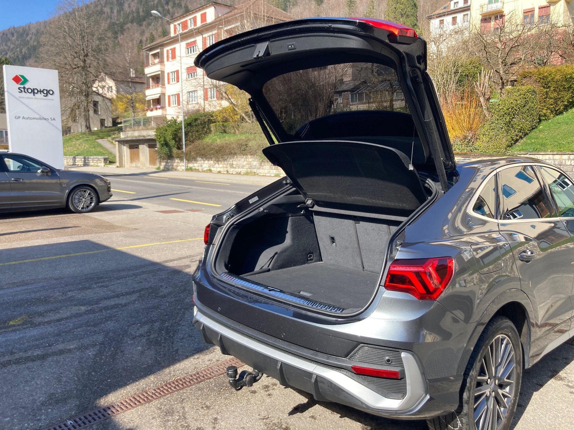 AUDI Q3 SB 40 TDI S line qu-image-5