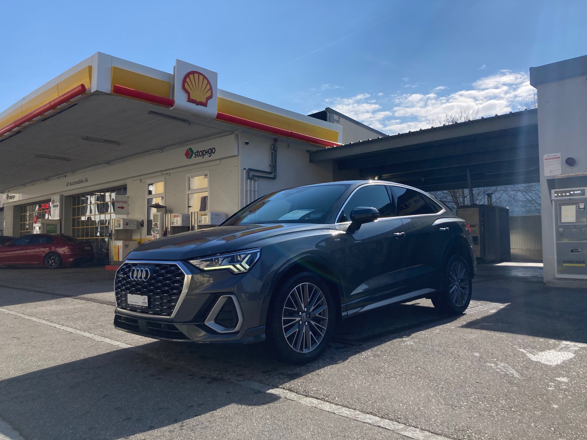 AUDI Q3 SB 40 TDI S line qu-image-0
