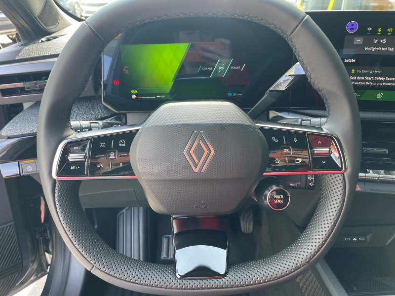 RENAULT Clio 1.8 E-Tech techno-image-7