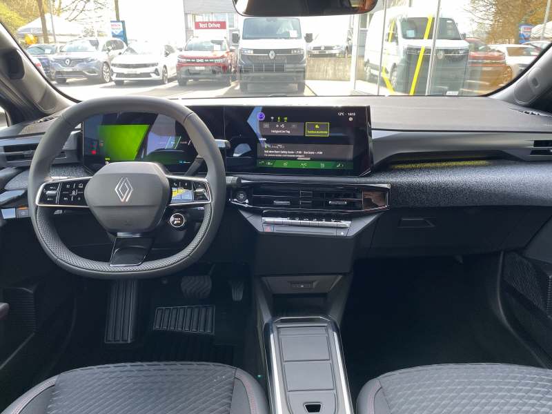 RENAULT Clio 1.8 E-Tech techno-image-6