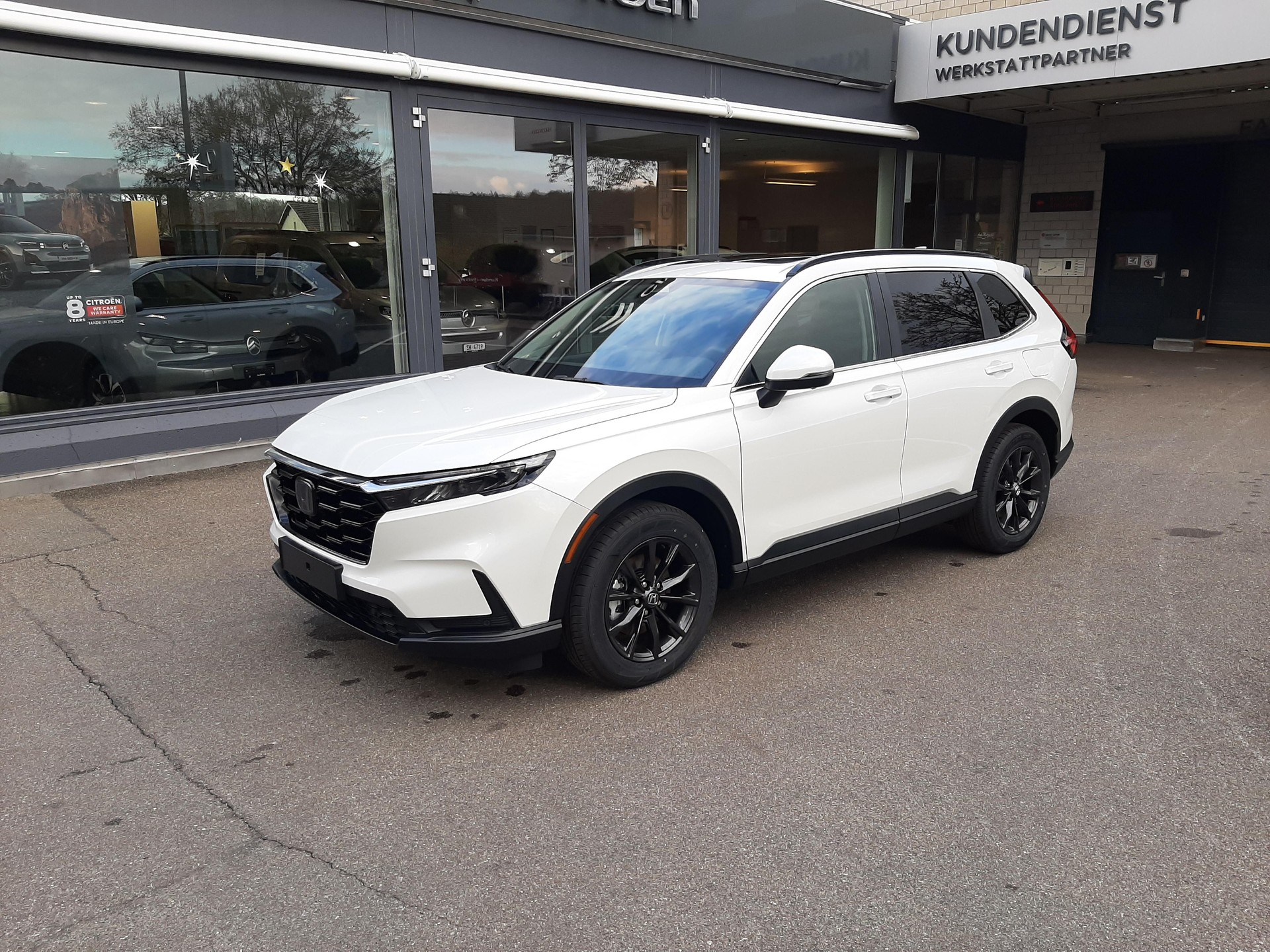 HONDA CR-V 2.0 i-MMD Advance 4WD-image-3