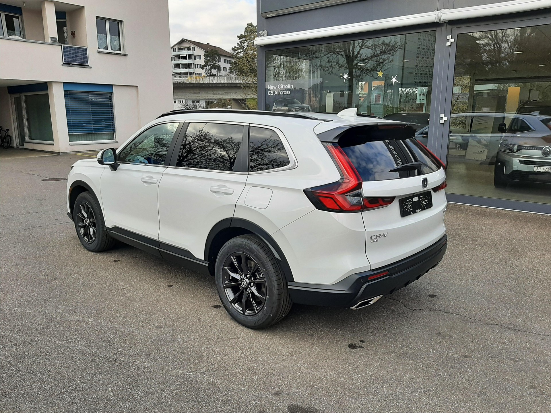 HONDA CR-V 2.0 i-MMD Advance 4WD-image-2