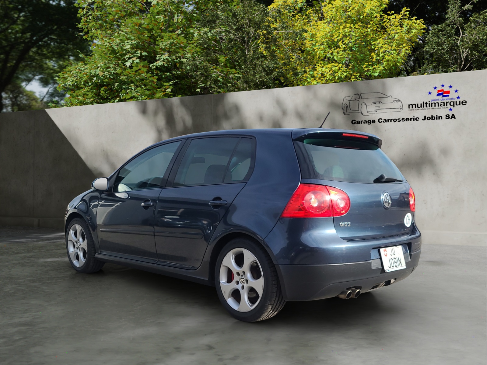 VW Golf 2.0 TFSI GTI-image-6