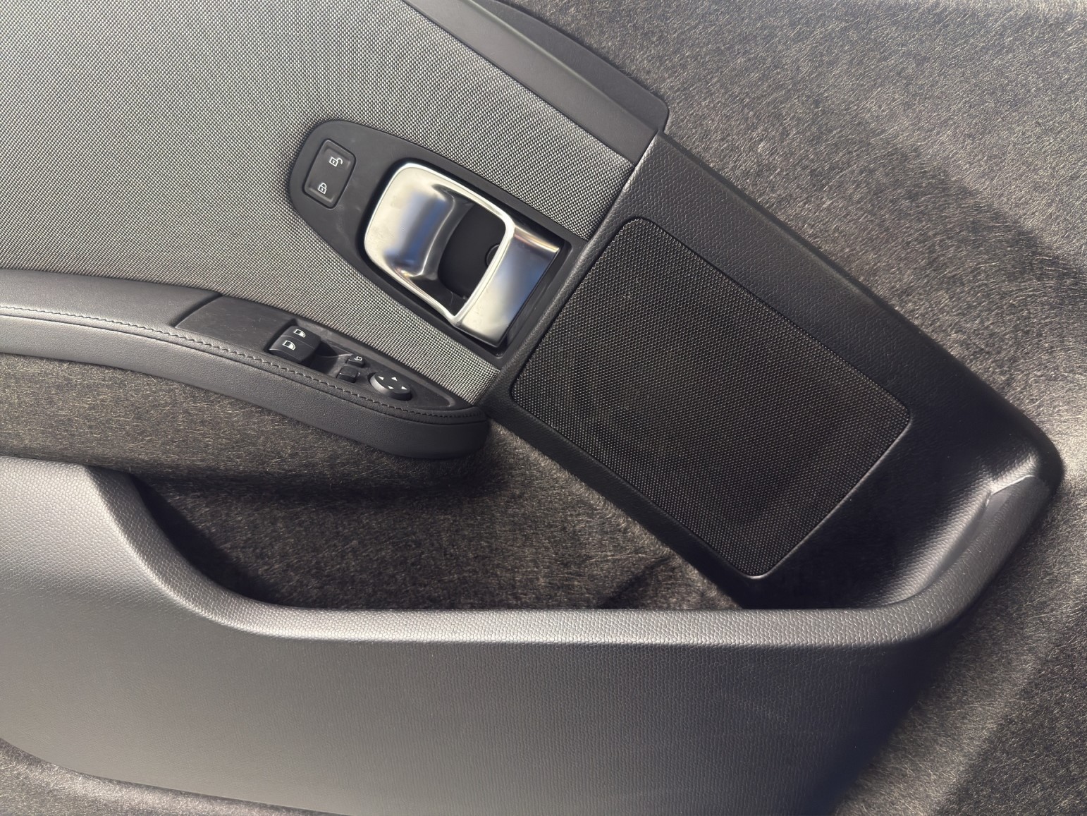 BMW i3 (120Ah)-image-14