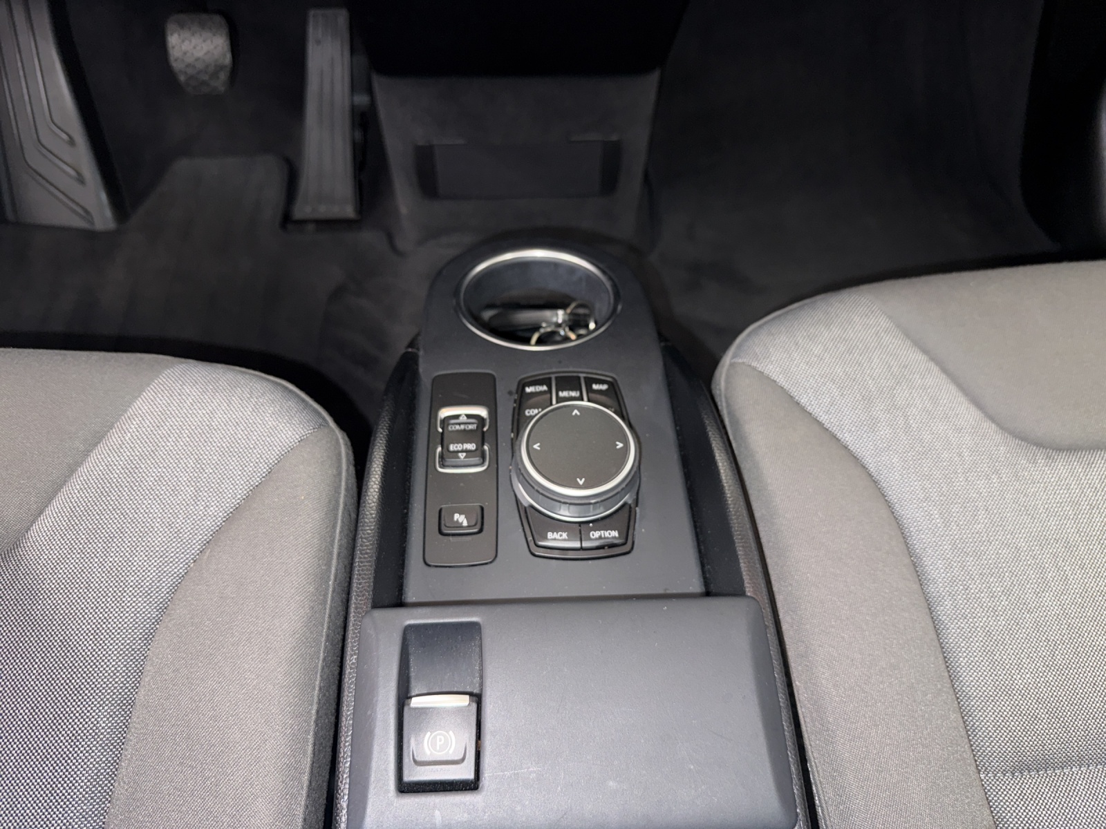 BMW i3 (120Ah)-image-16