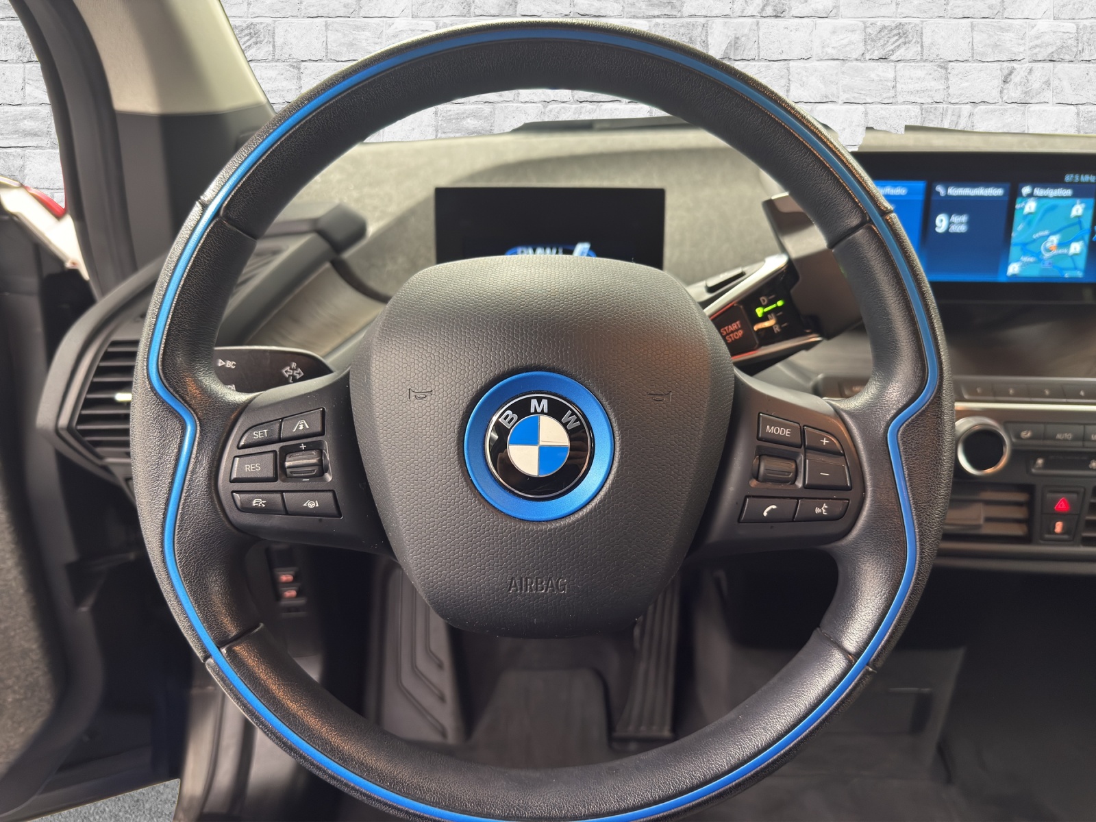 BMW i3 (120Ah)-image-12