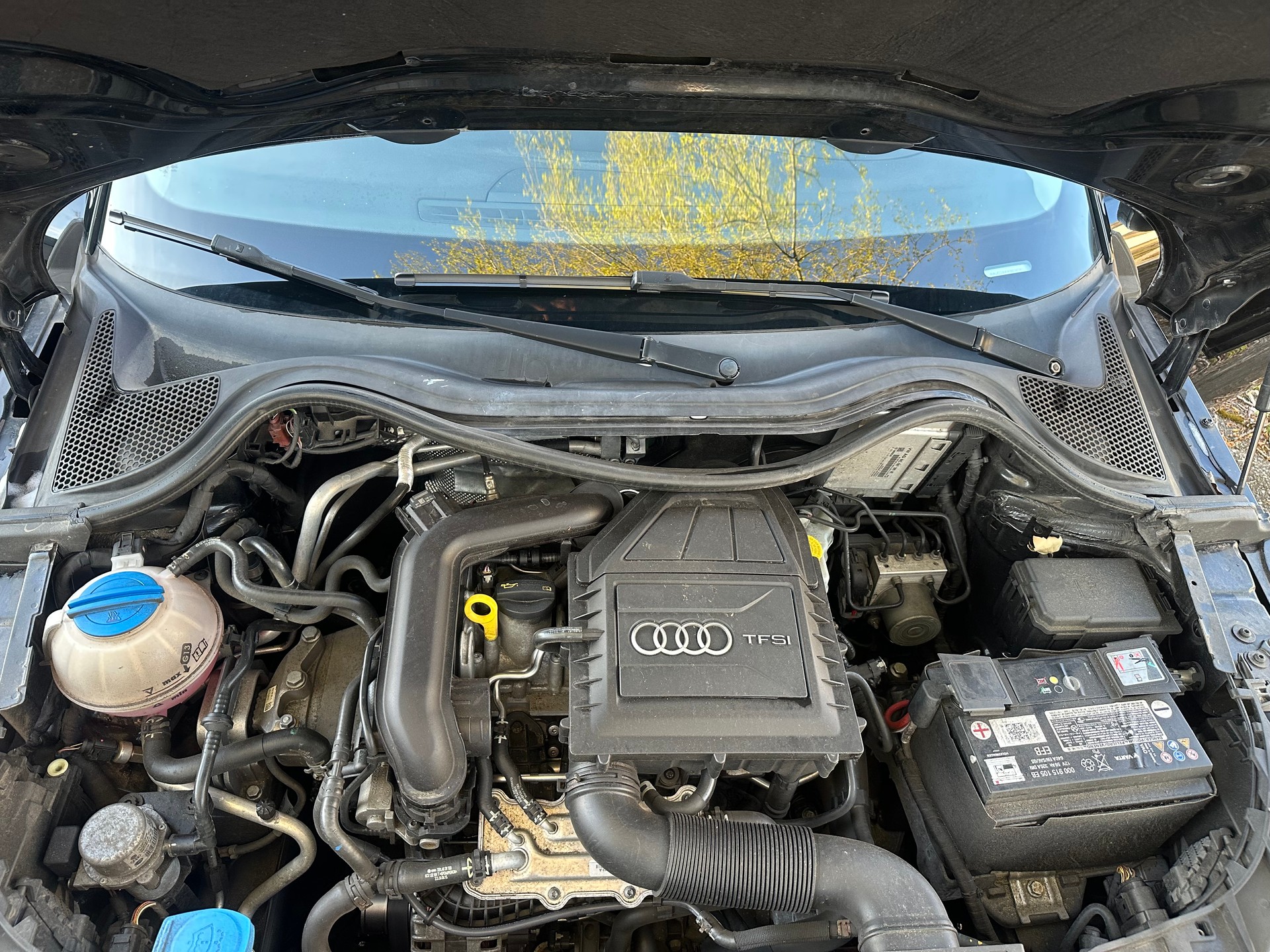 AUDI A1 Sportback 1.0 TFSI Sport-image-11