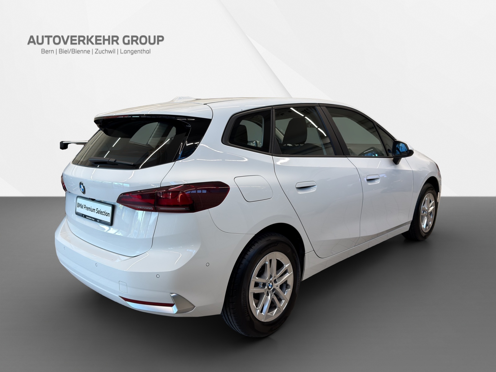BMW 218d Active Tourer-image-5