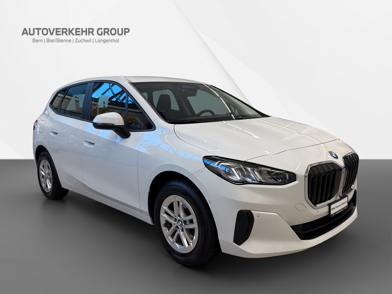 BMW 218d Active Tourer-image-7