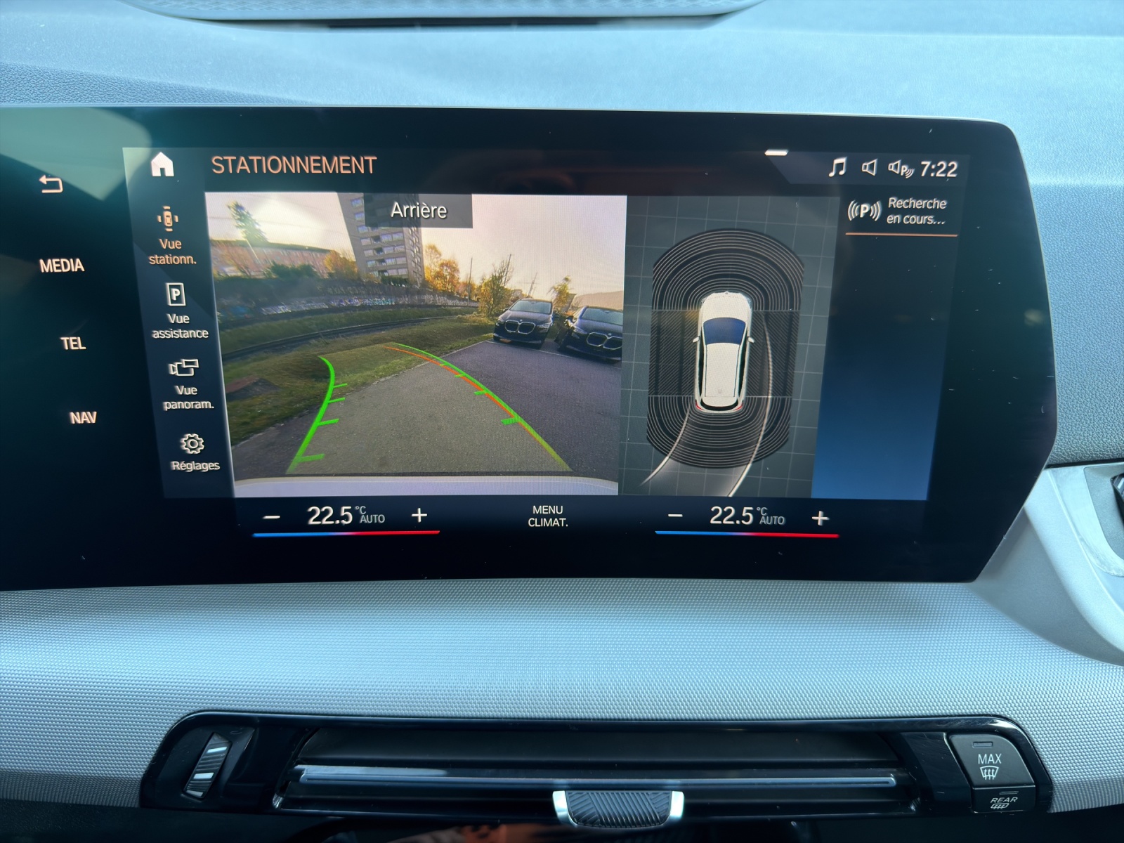 BMW 218d Active Tourer-image-18