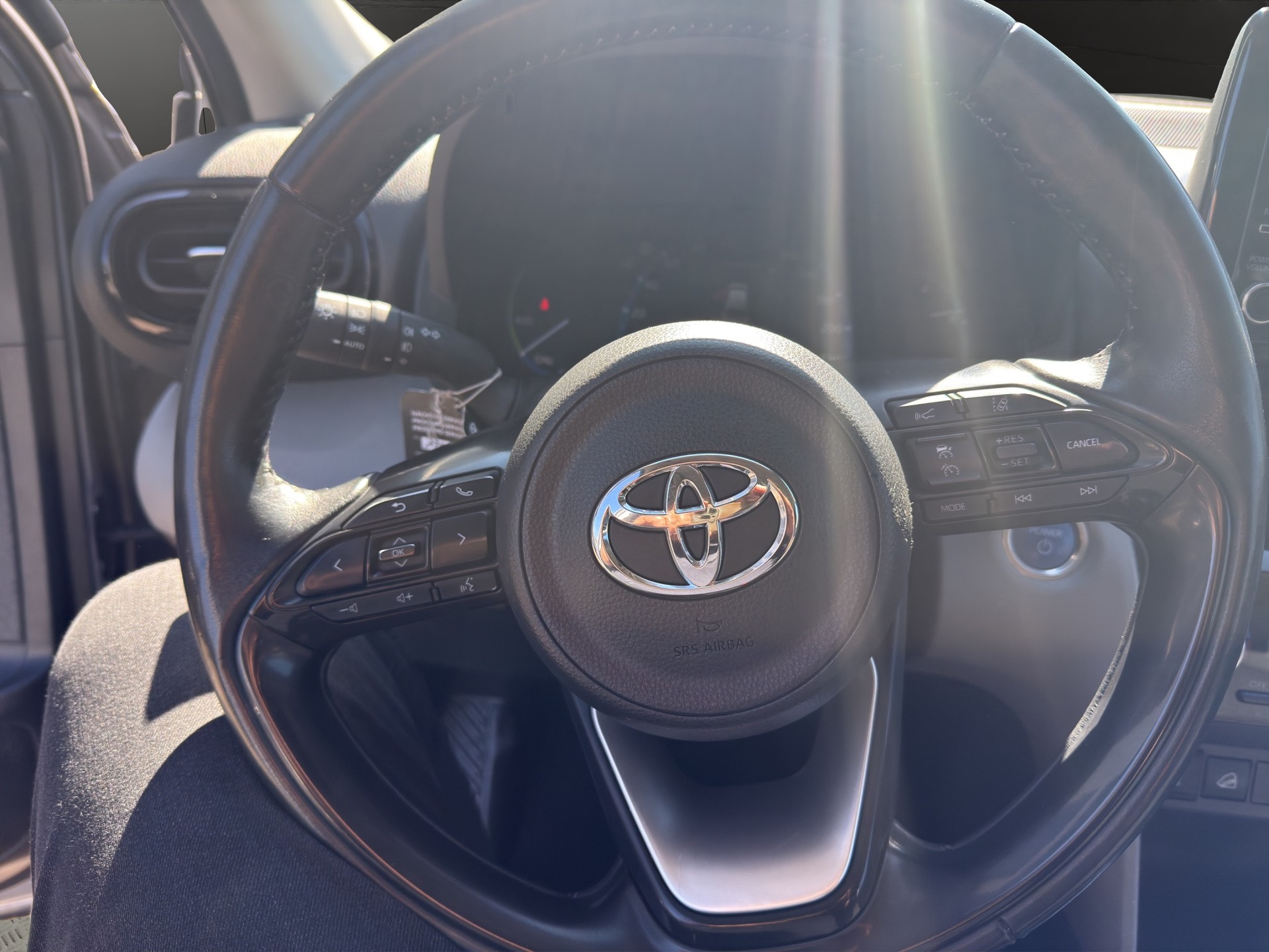 TOYOTA Yaris Cross 1.5 Trend e-CVT AWDi-image-8