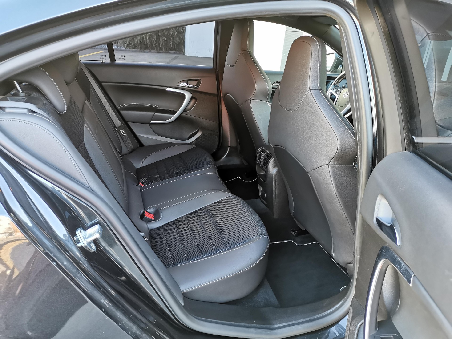 OPEL Insignia 2.8 V6 T 4x4 OPC-image-7