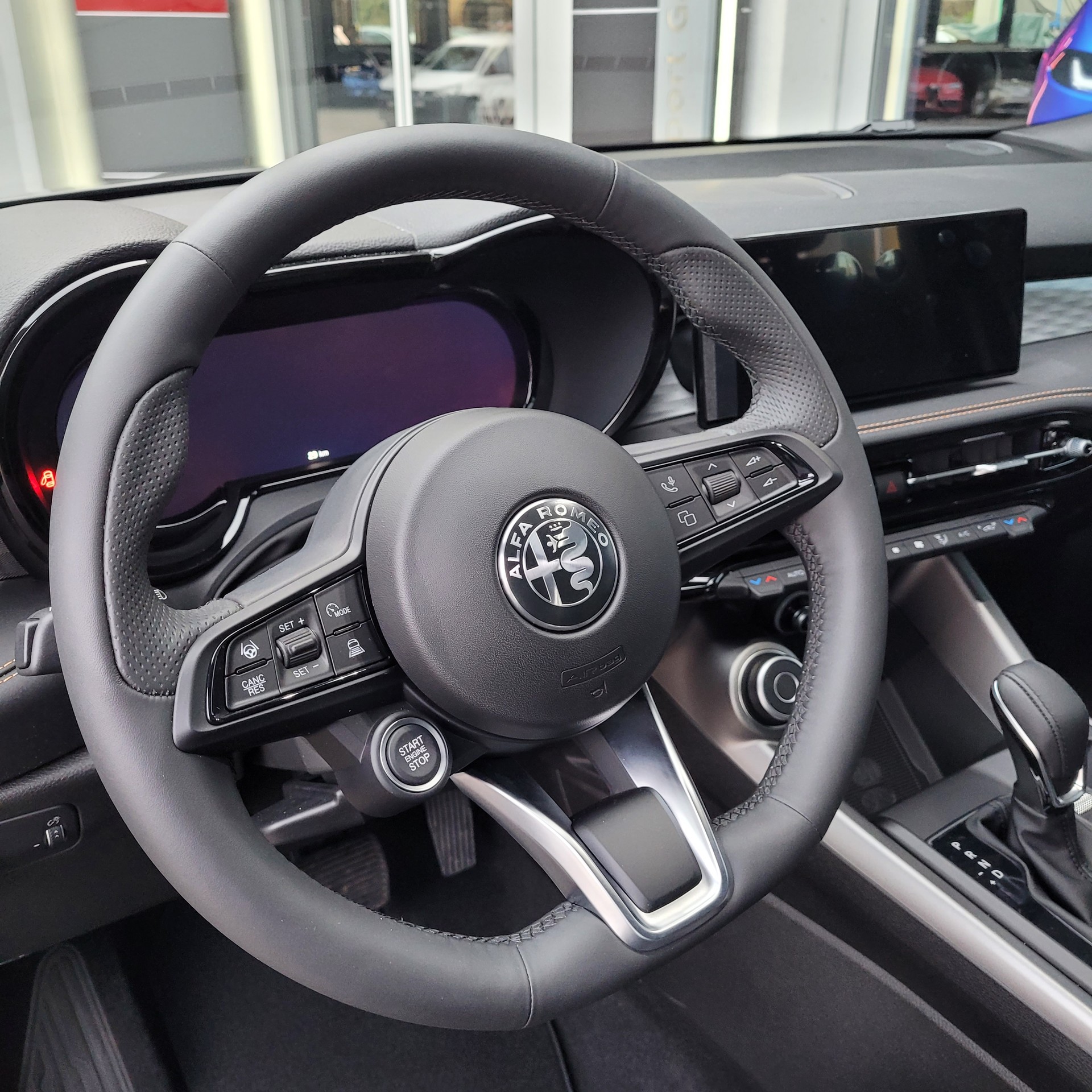 ALFA ROMEO Tonale 1.5 48V Hybrid Ti-image-12