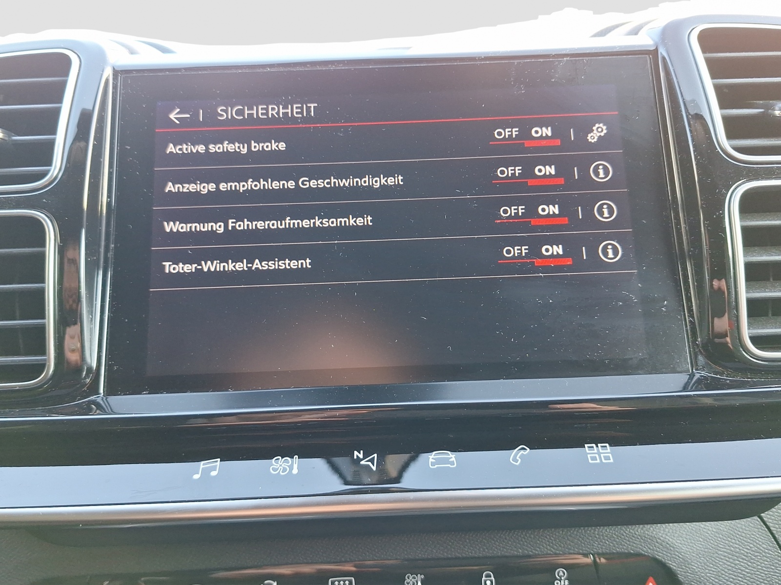 CITROEN C5 Aircross 1.5 BlueHDi Feel-image-18