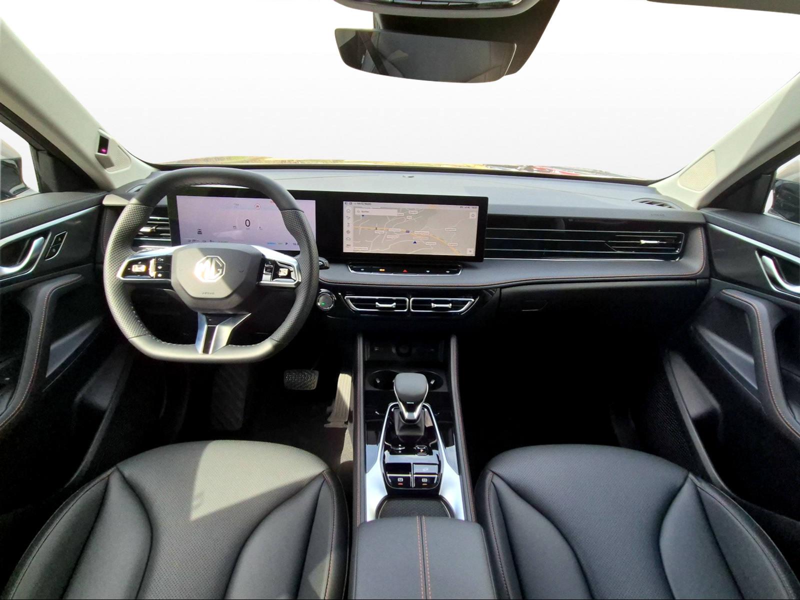 MG HS 1.5 PHEV Luxury-image-9