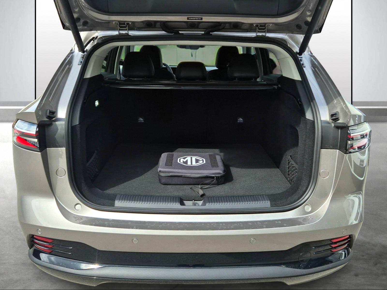 MG HS 1.5 PHEV Luxury-image-13
