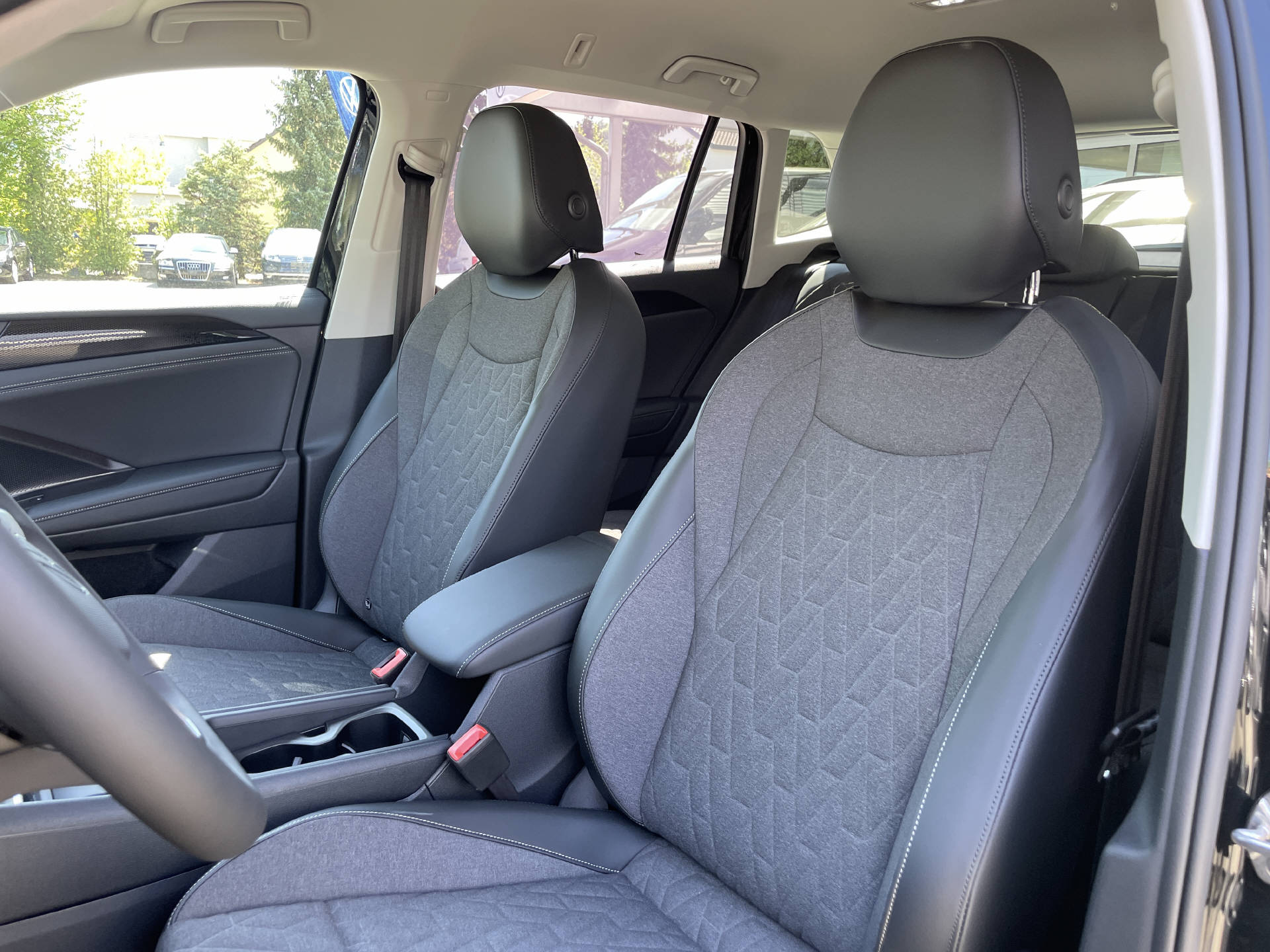 VW Tiguan 1.5 TSI UNITED Life DSG-image-7