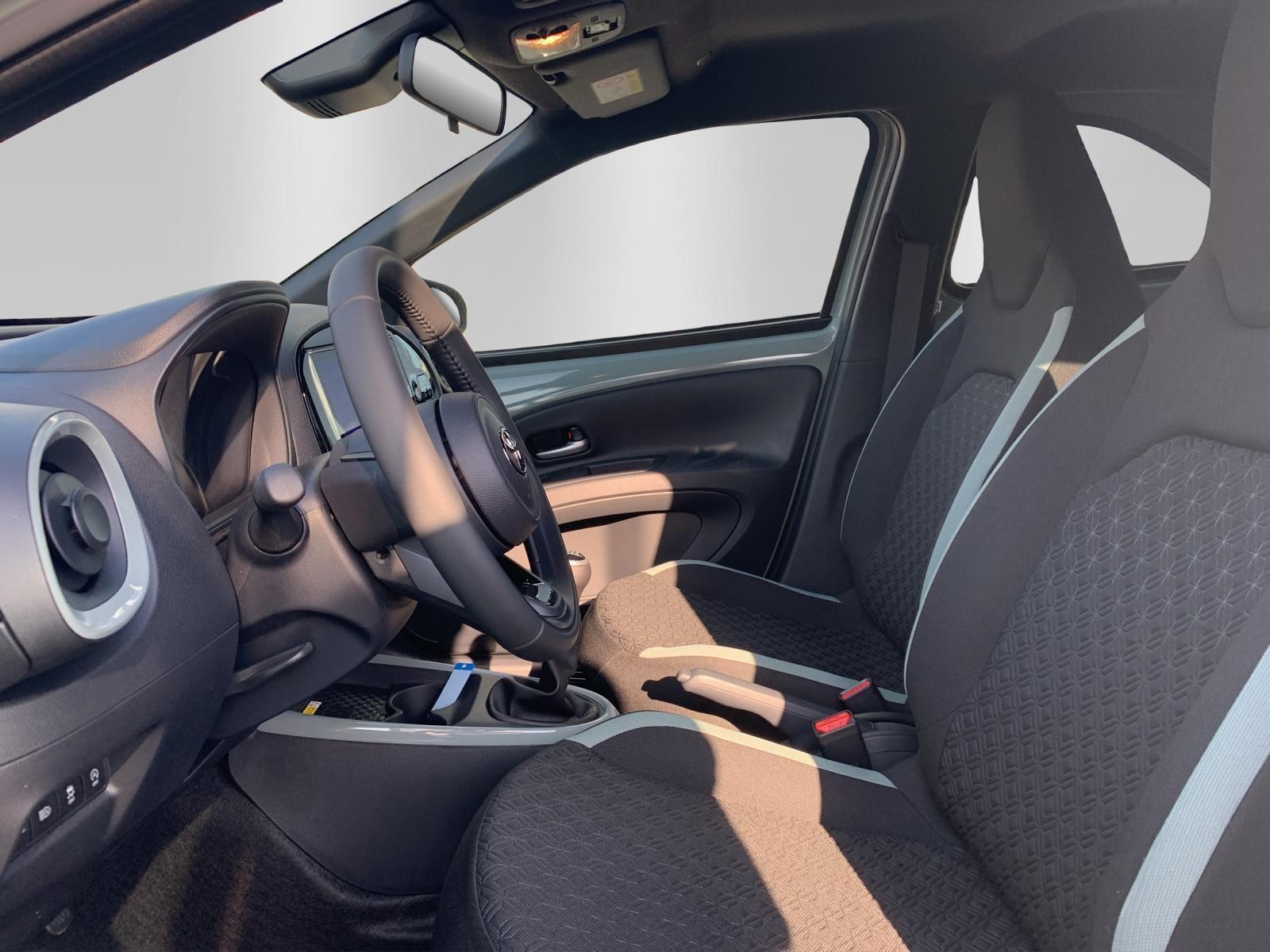 TOYOTA Aygo X 1.0 VVT-i Trend-image-8