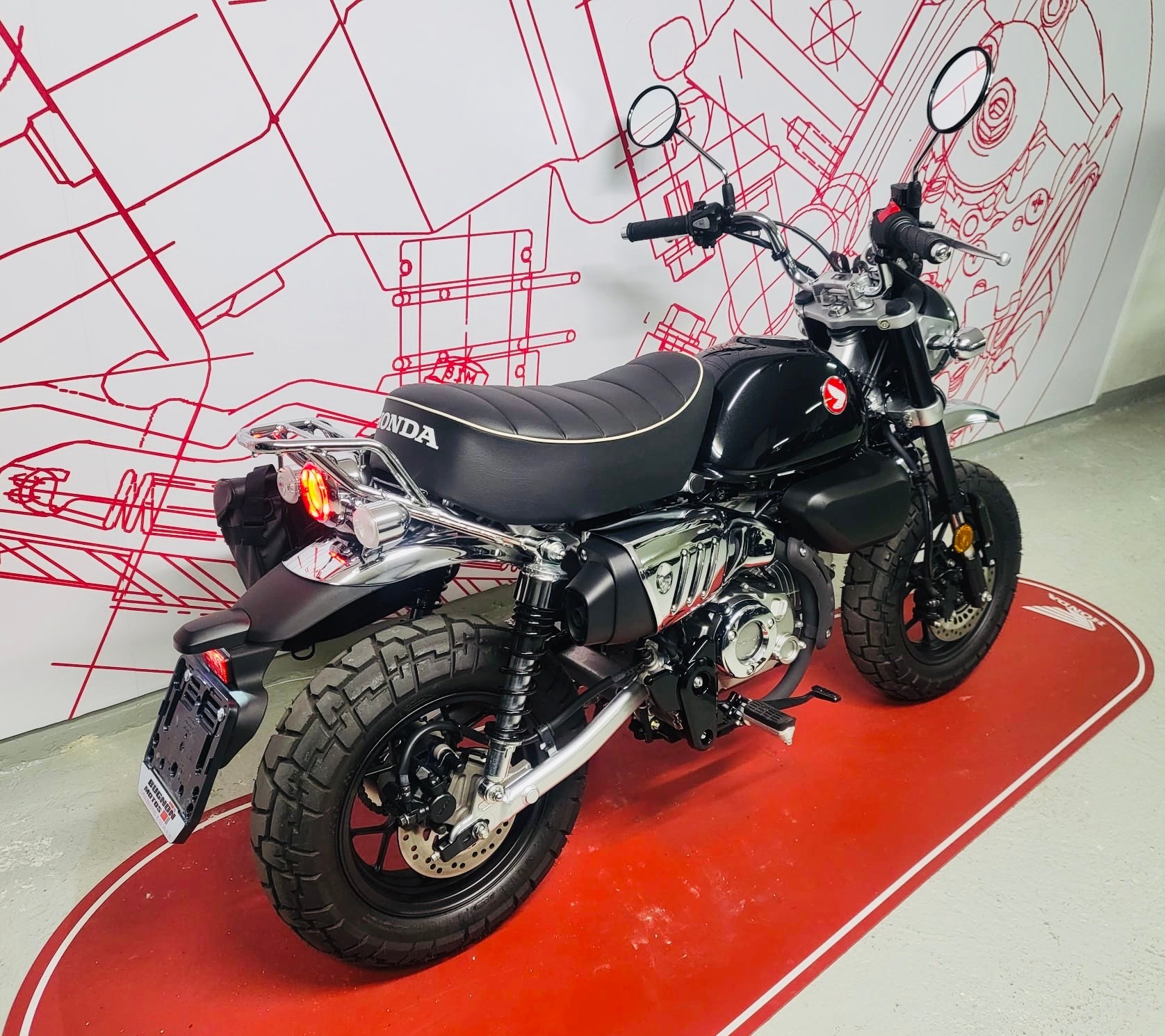 HONDA Z 125 Monkey-showroom-element-2