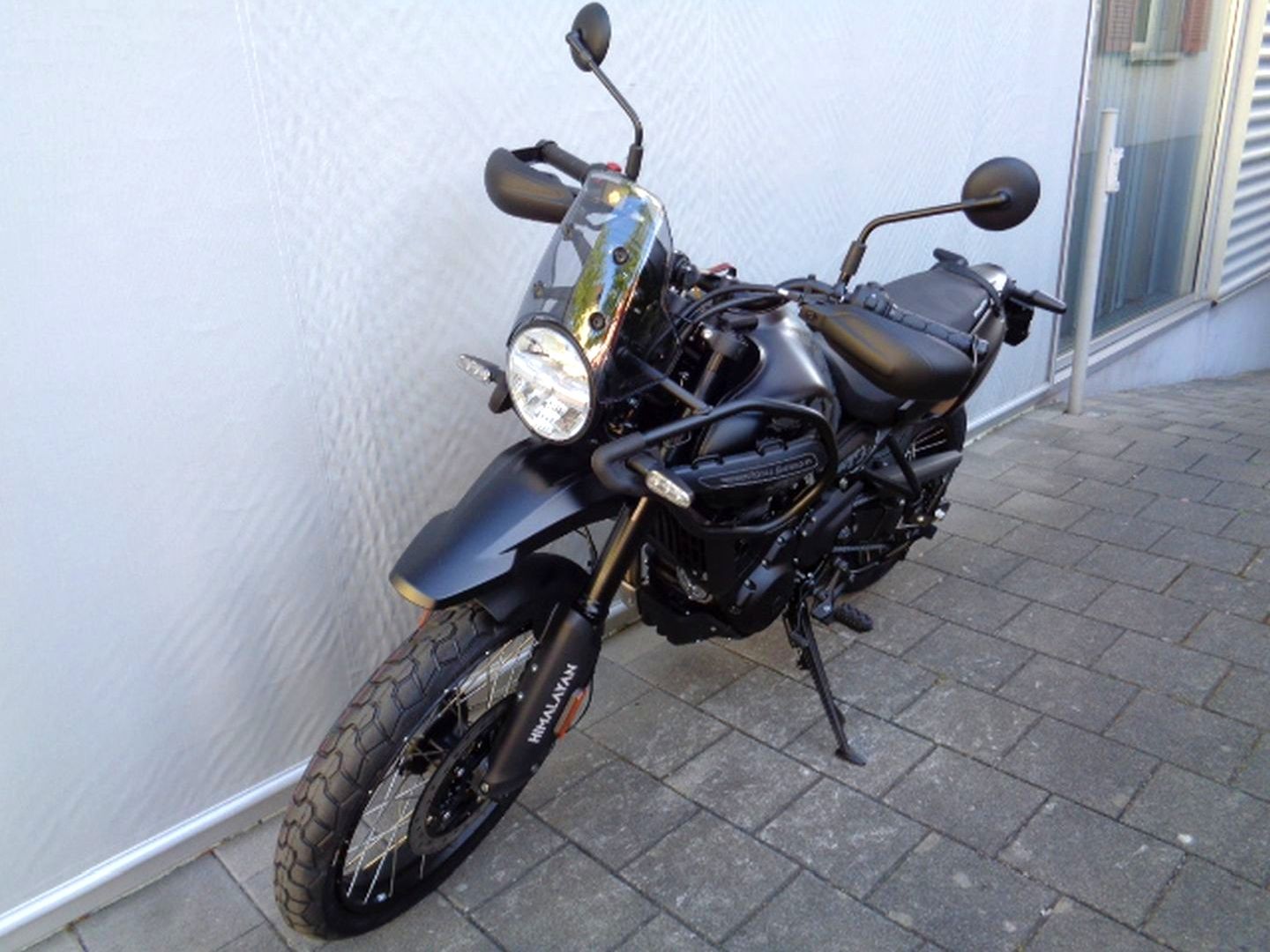 ROYAL ENFIELD HIMALAYAN 452-showroom-element-1