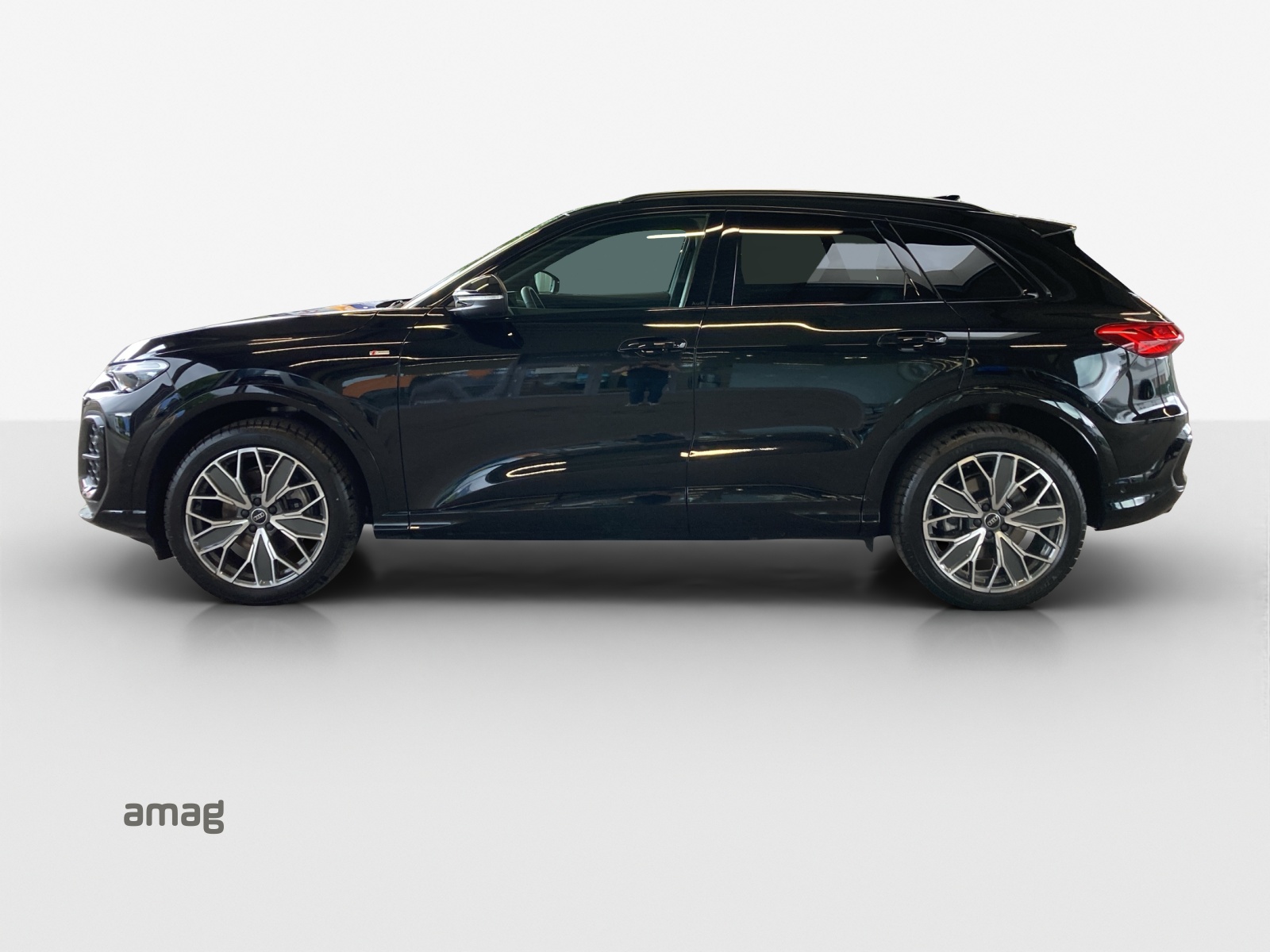 AUDI Q5 TDI quattro 150 kW S-tronic-image-1