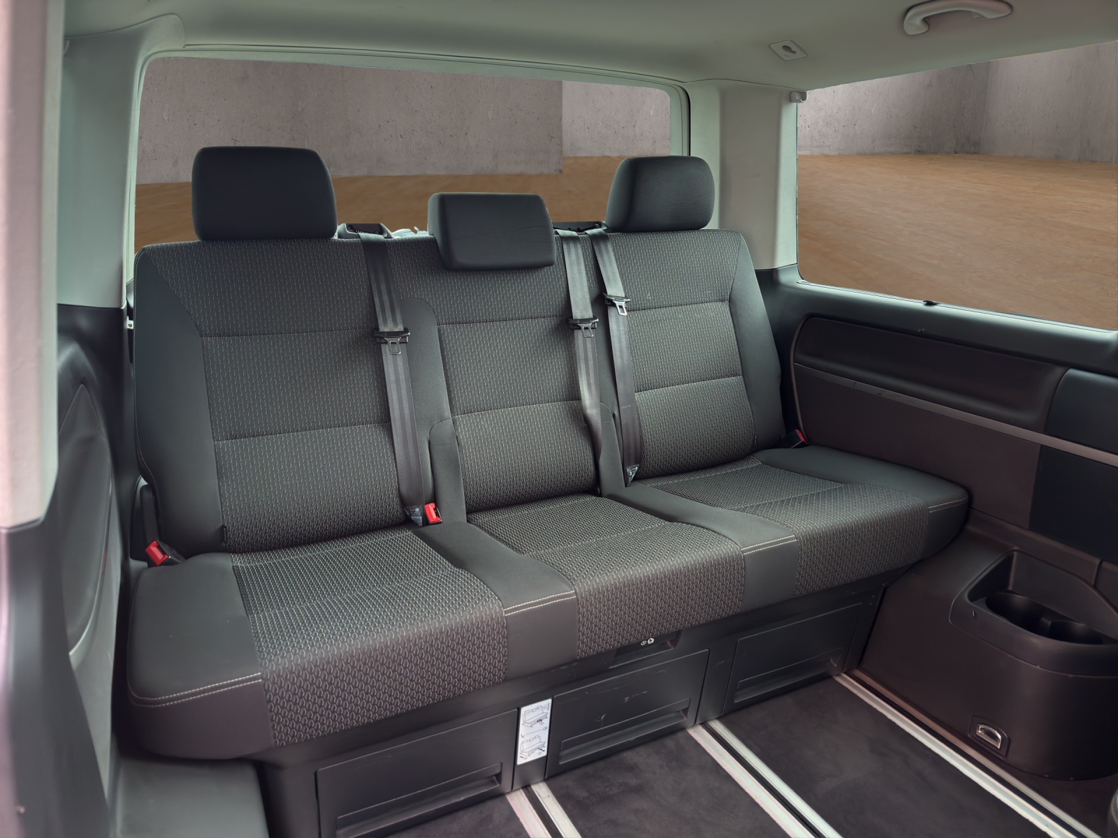 VW T6 Multivan 2.0 TDI Comfortline DSG-image-8