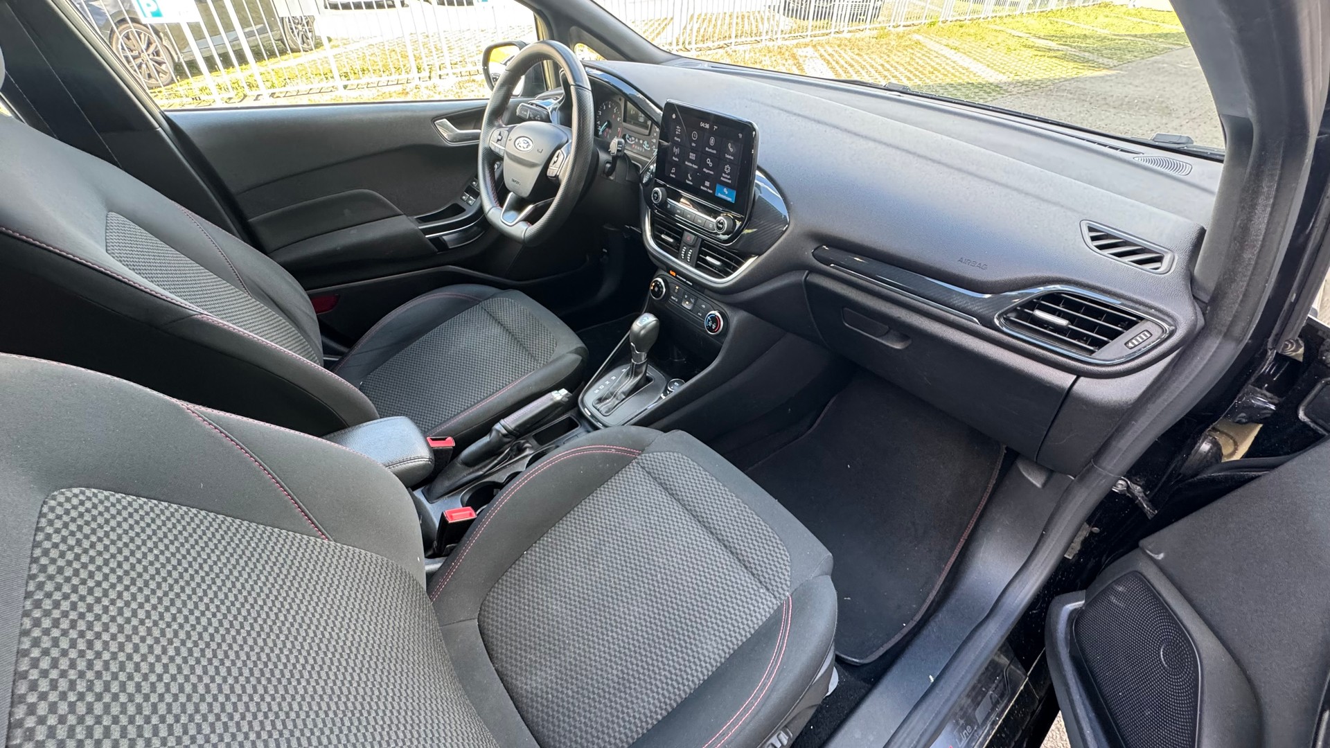 FORD Fiesta 1.0 SCTi ST Line Automat-image-8