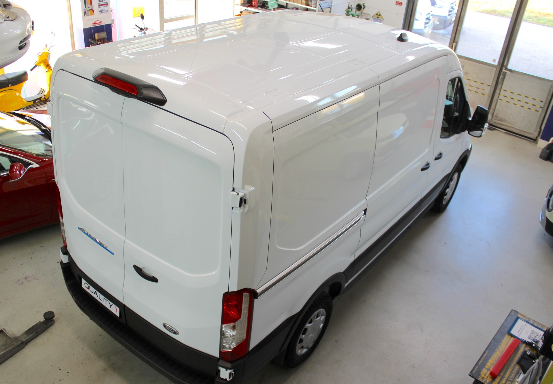 FORD E-Transit Van 350 L2 H2 Trend RWD 68kWh 💥 TOP Ausstattung 💥 Lieferung möglich-image-11