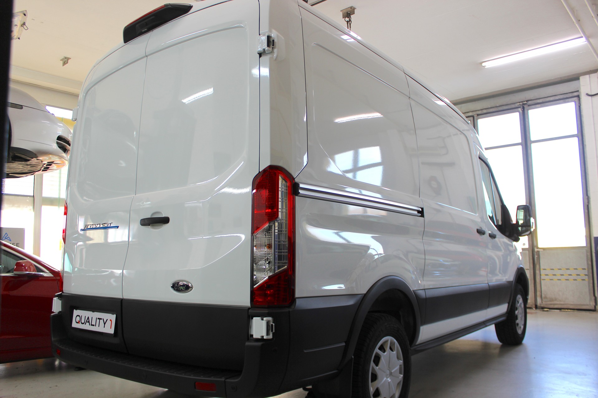 FORD E-Transit Van 350 L2 H2 Trend RWD 68kWh 💥 TOP Ausstattung 💥 Lieferung möglich-image-9