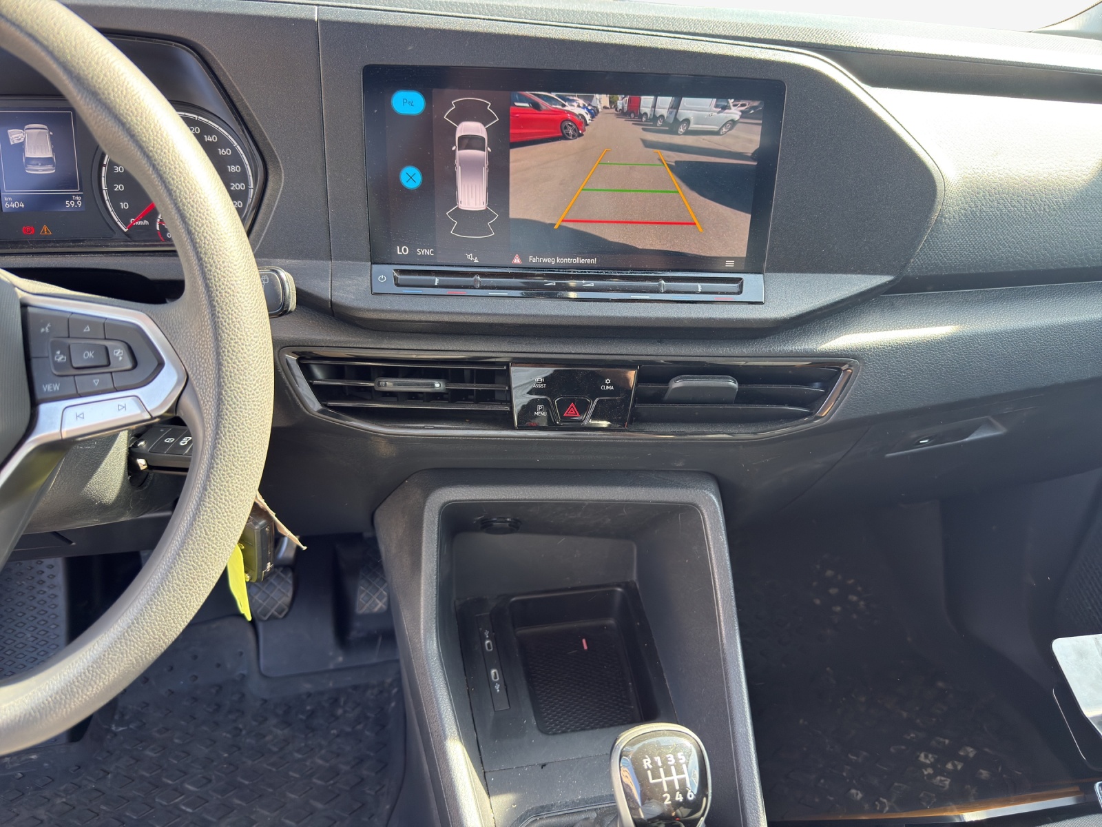 VW Caddy Cargo 2.0TDI Maxi 4Motion-image-10