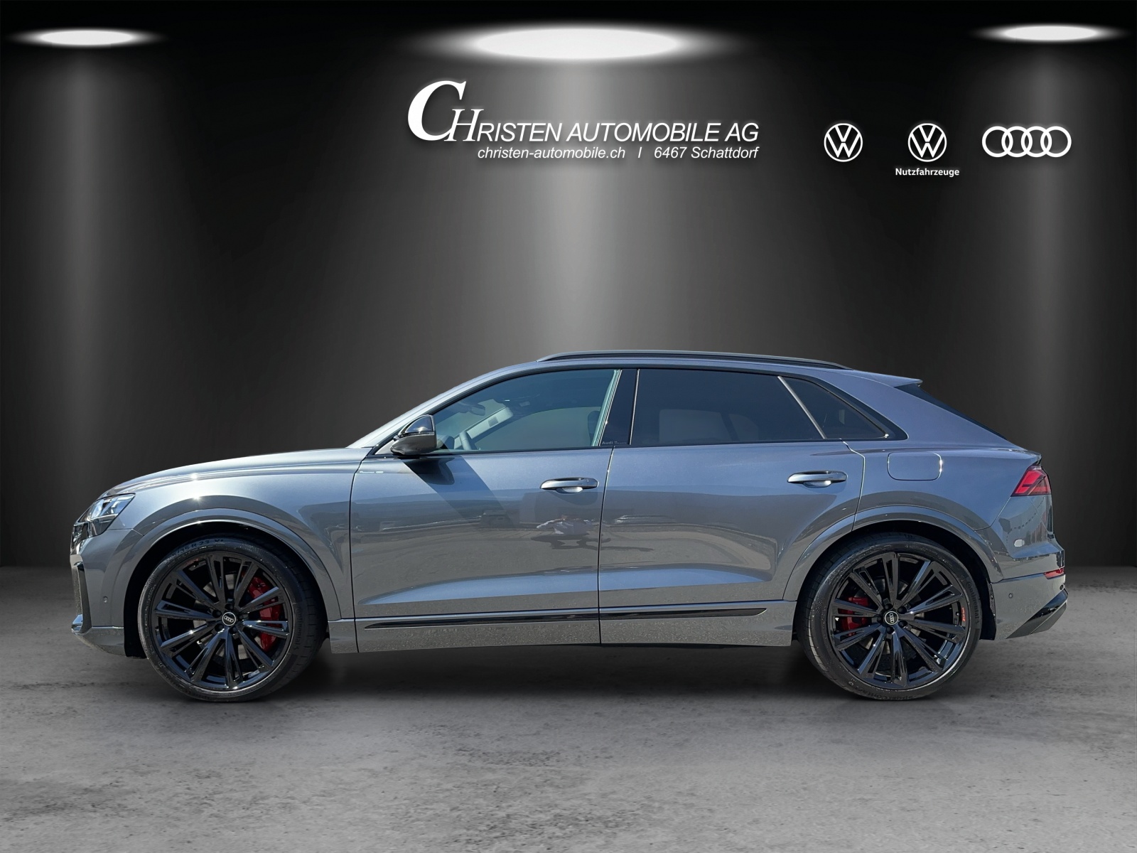 AUDI Q8 60 TFSI e quattro PHEV tiptronic-showroom-element-1