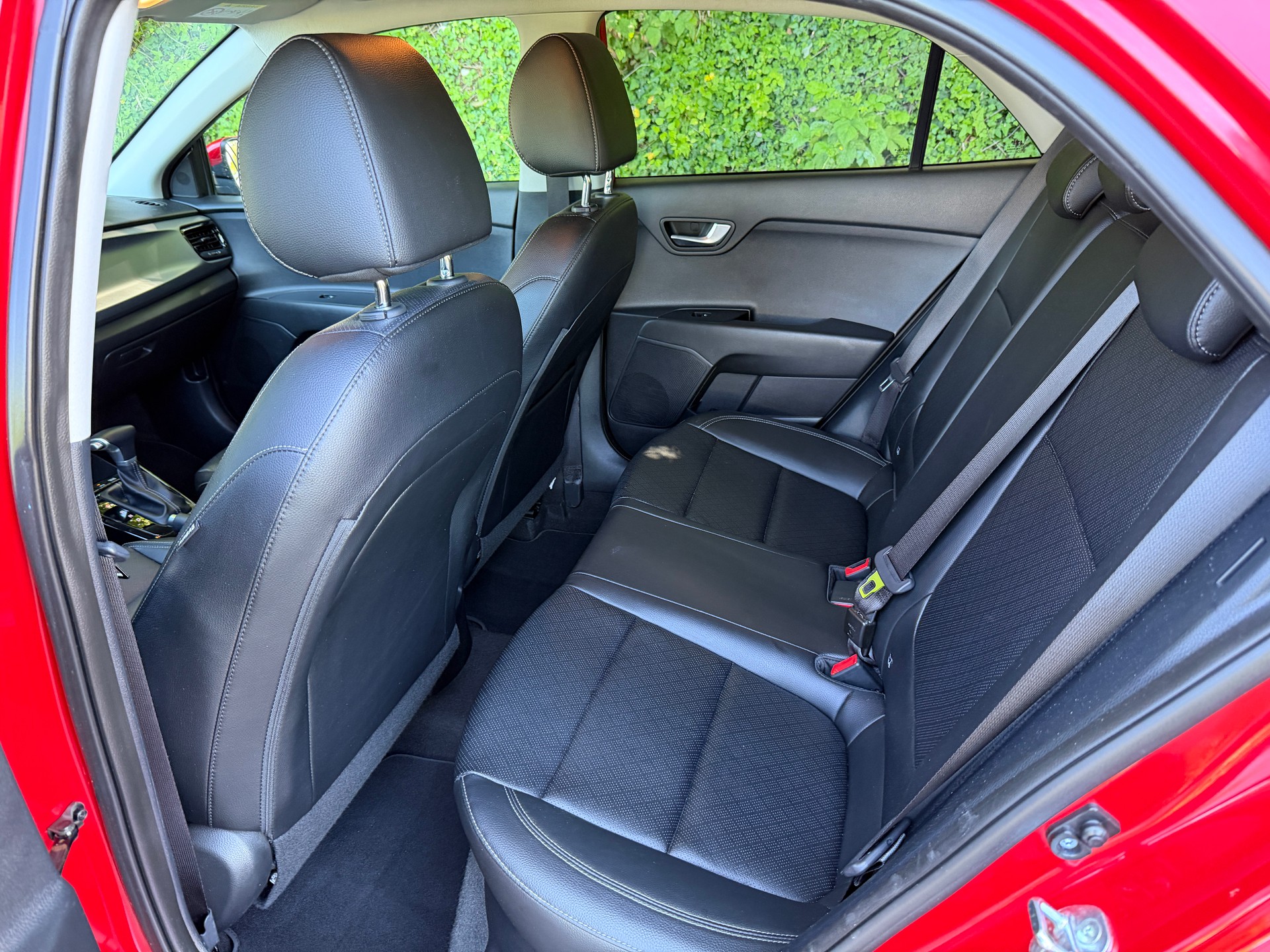 KIA Rio 1.0 T-GDi MHEV Style DCT-image-10