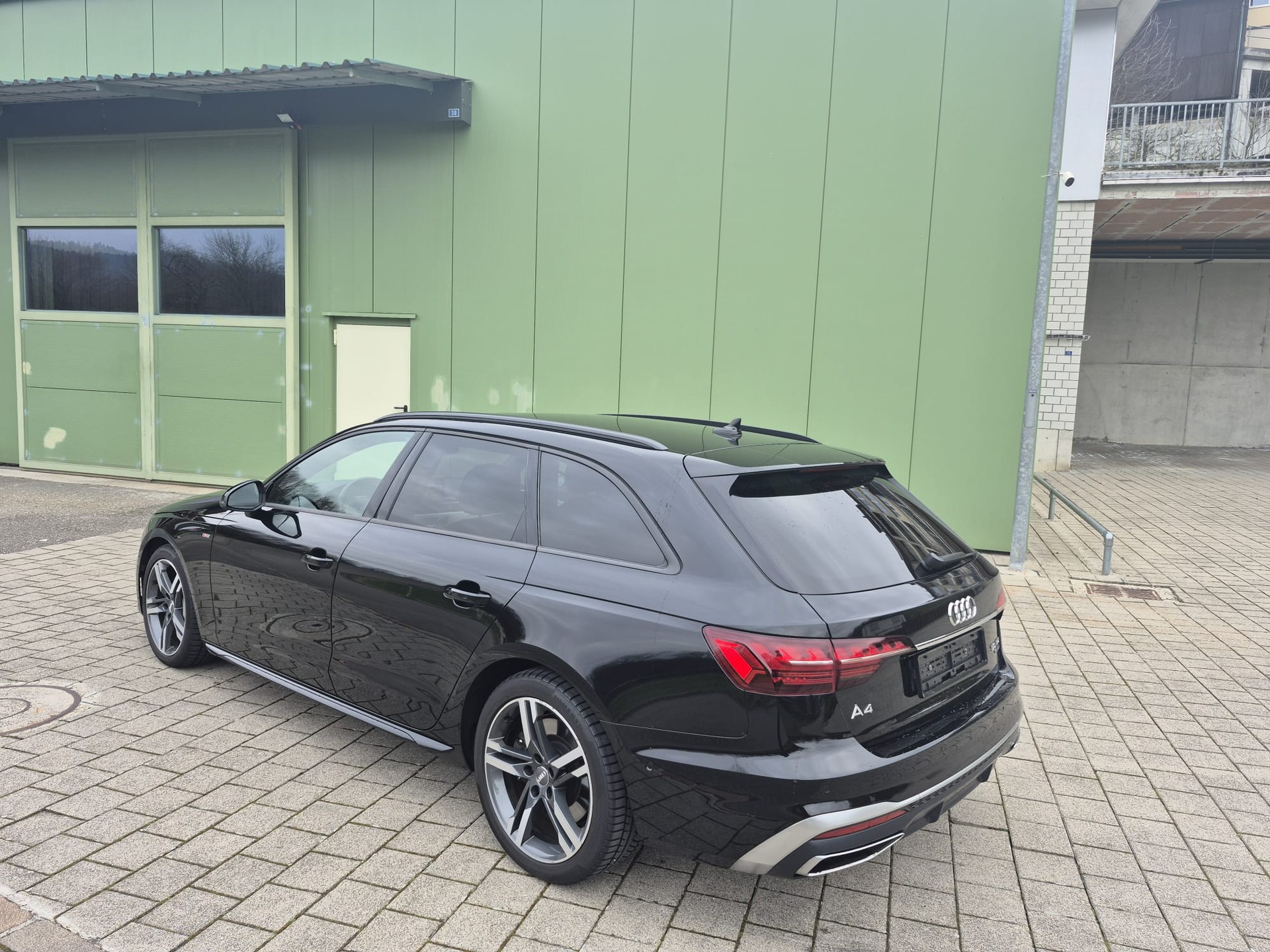 AUDI A4 Avant 50 TDI S line quattro tiptronic-image-3