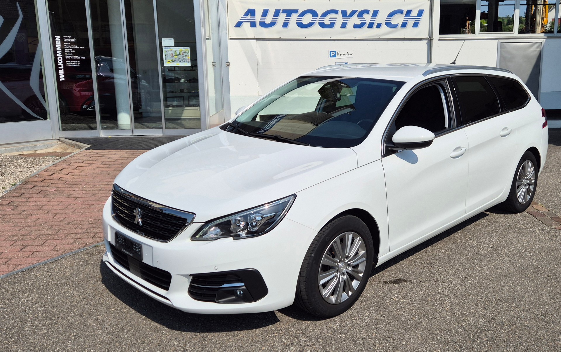 PEUGEOT 308 SW 1.5BHDI AllureEAT8-image-0