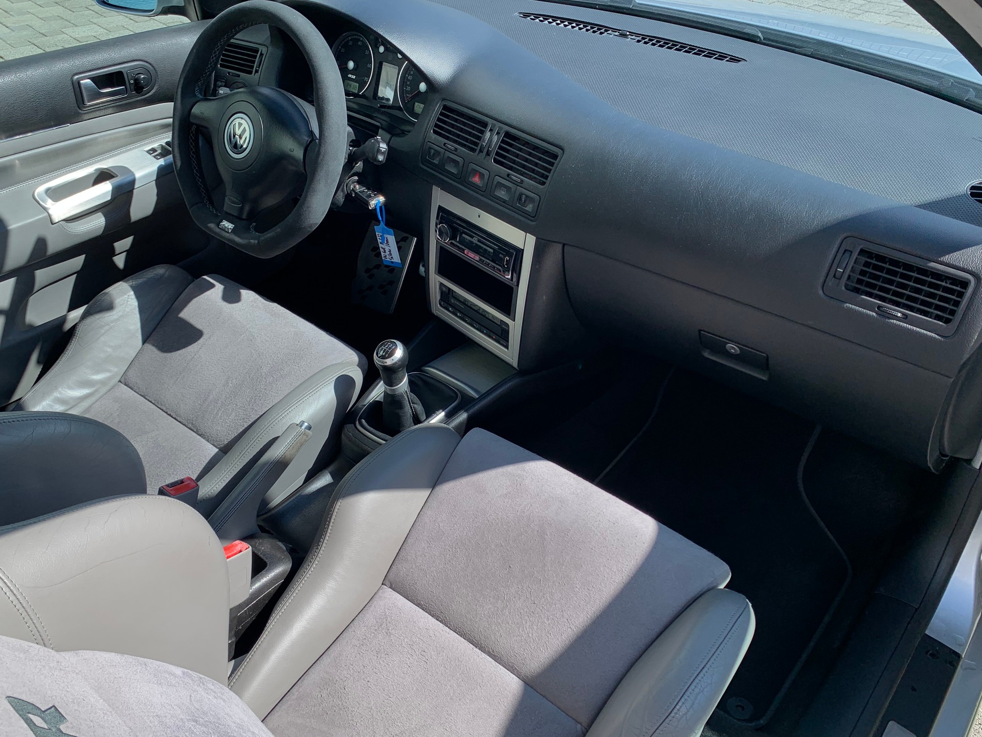 VW Golf R32 4Motion-image-14