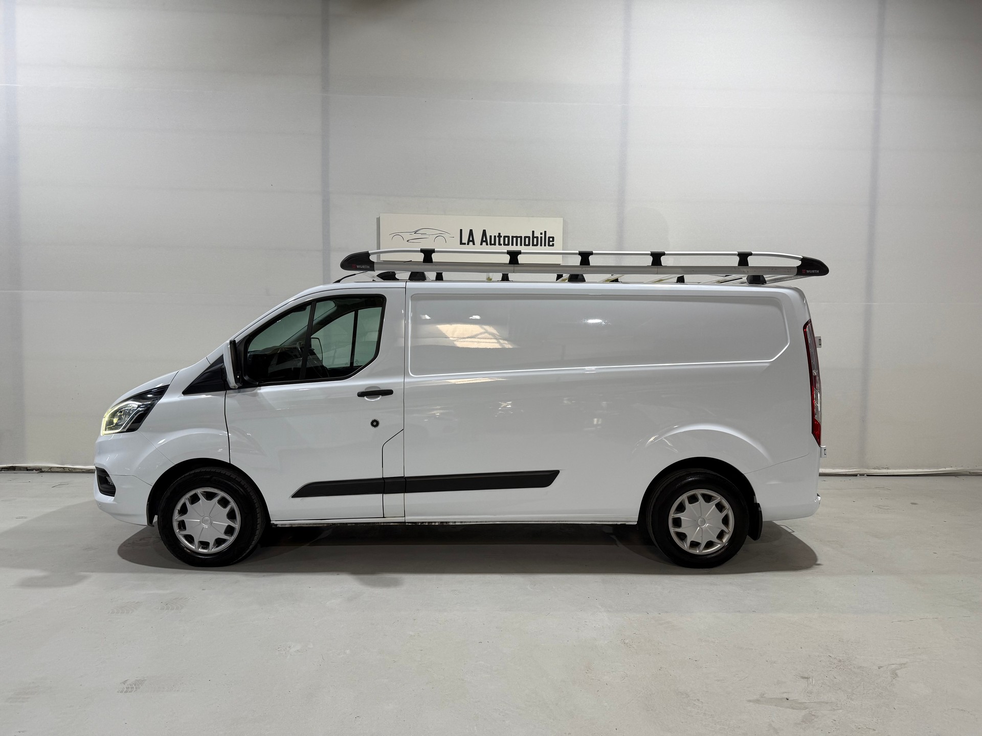FORD Transit Custom Van 320 L2H1 Trend 3Plätzer (Sortimo)-image-2