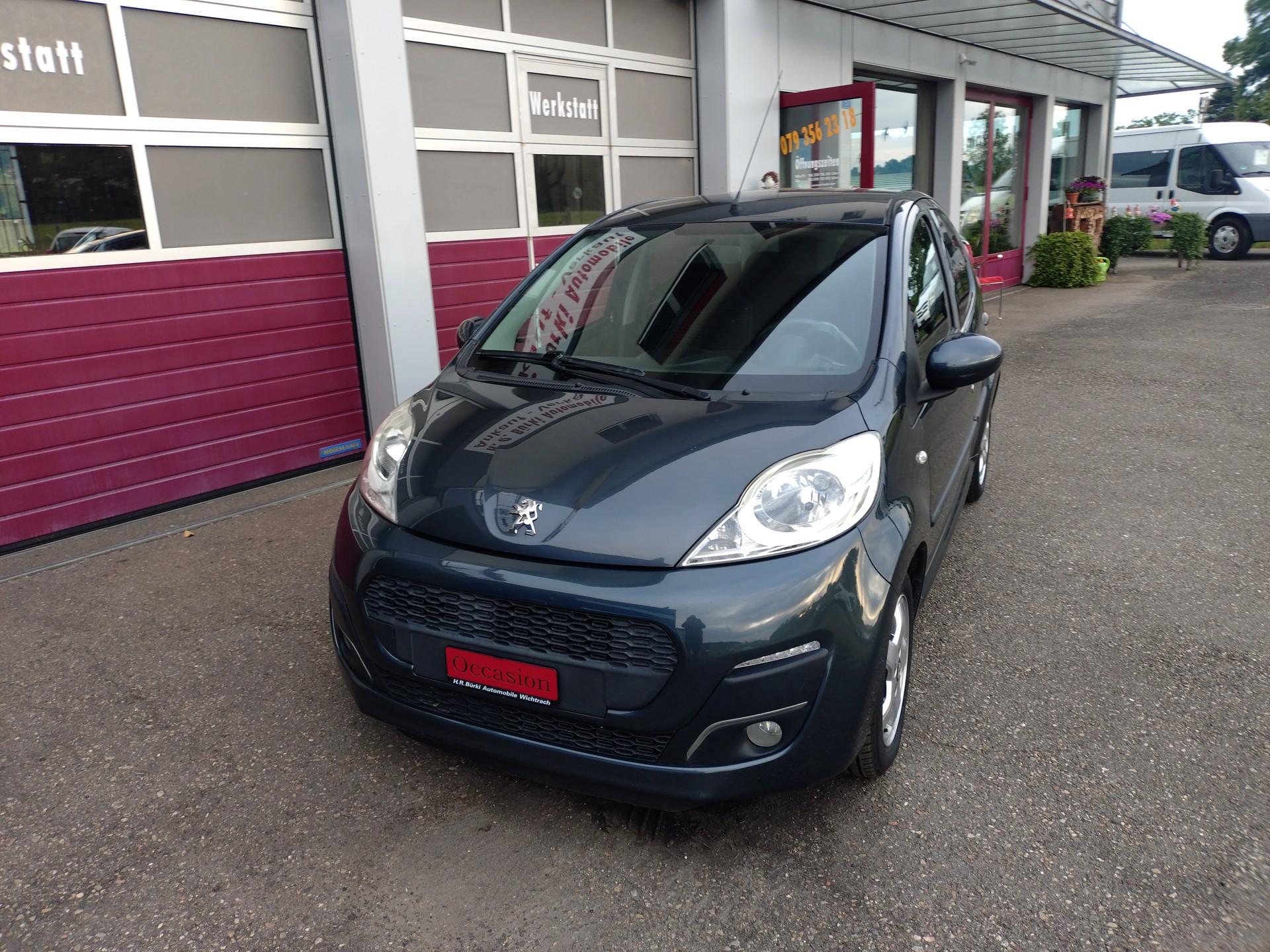 PEUGEOT 107 1.0 Swiss Edition-image-2