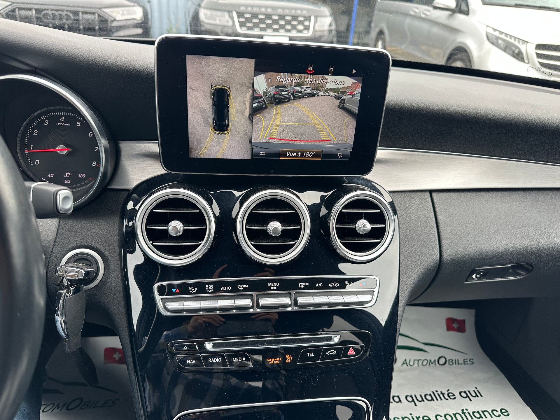 MERCEDES-BENZ C 300 AMG Line 7G-Tronic-image-10